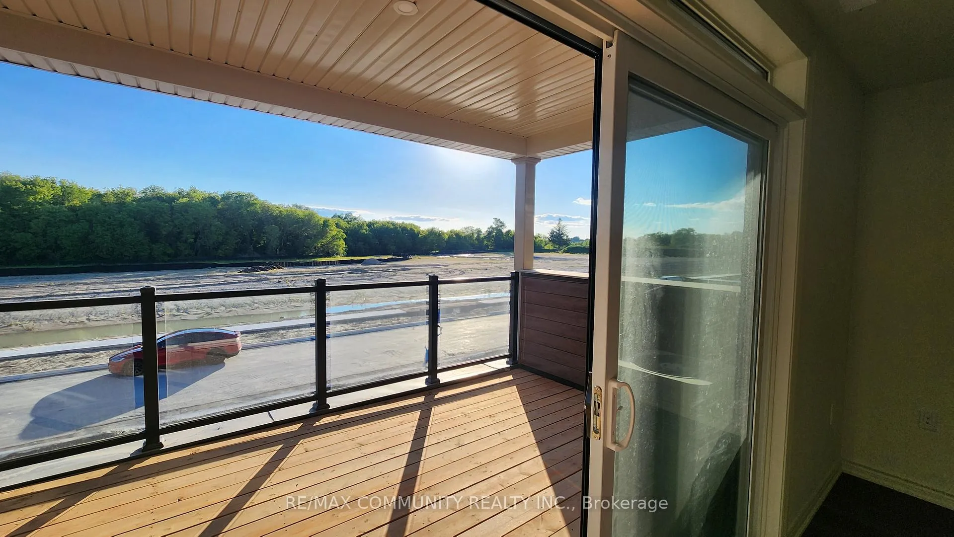 Photo 11 of Unit B, 58 Donald Cameron Crescent, Clarington, Courtice — HOMEH