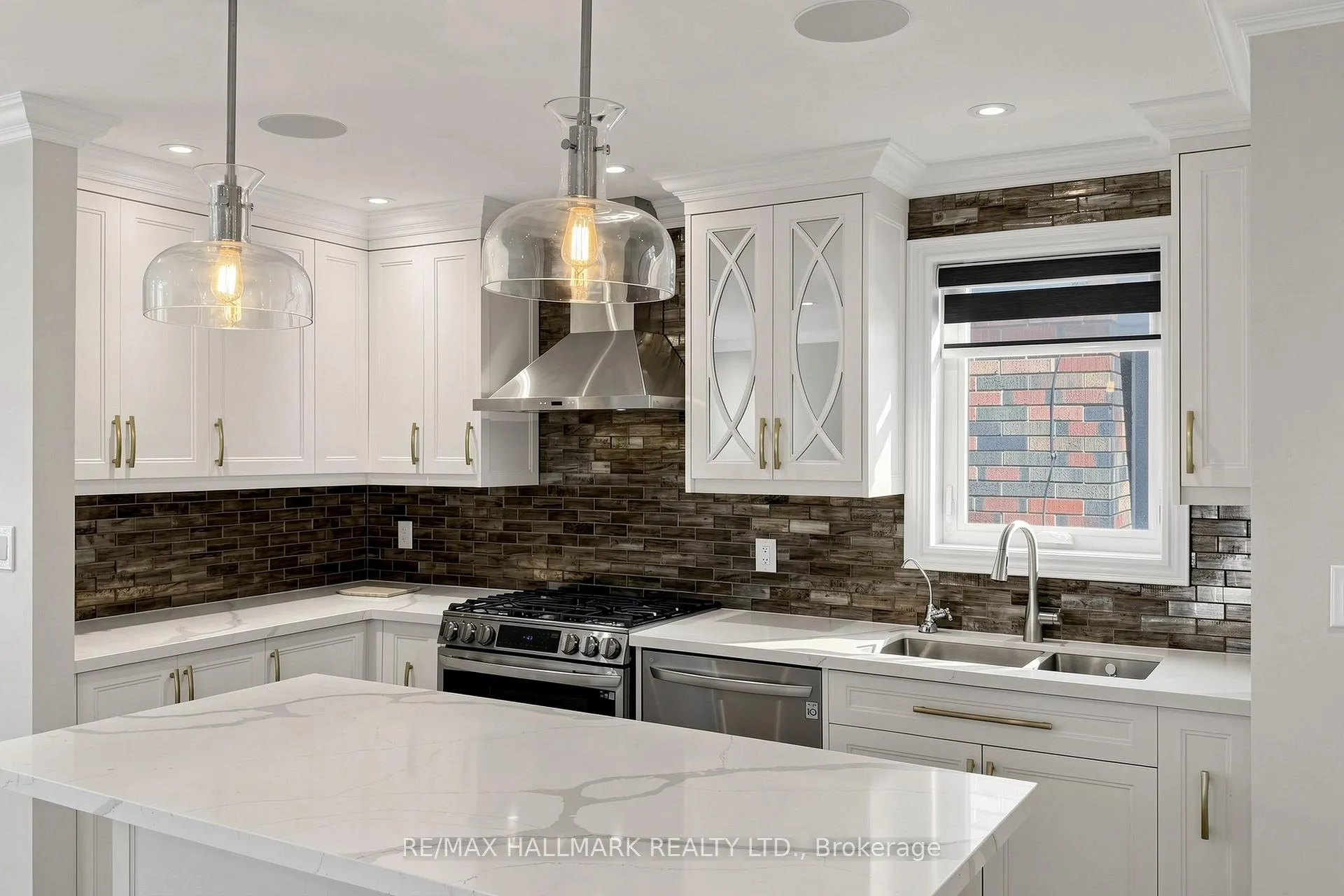 Photo 12 of 87 Fallingbrook Road, Scarborough, Birchcliffe-Cliffside — HOMEH