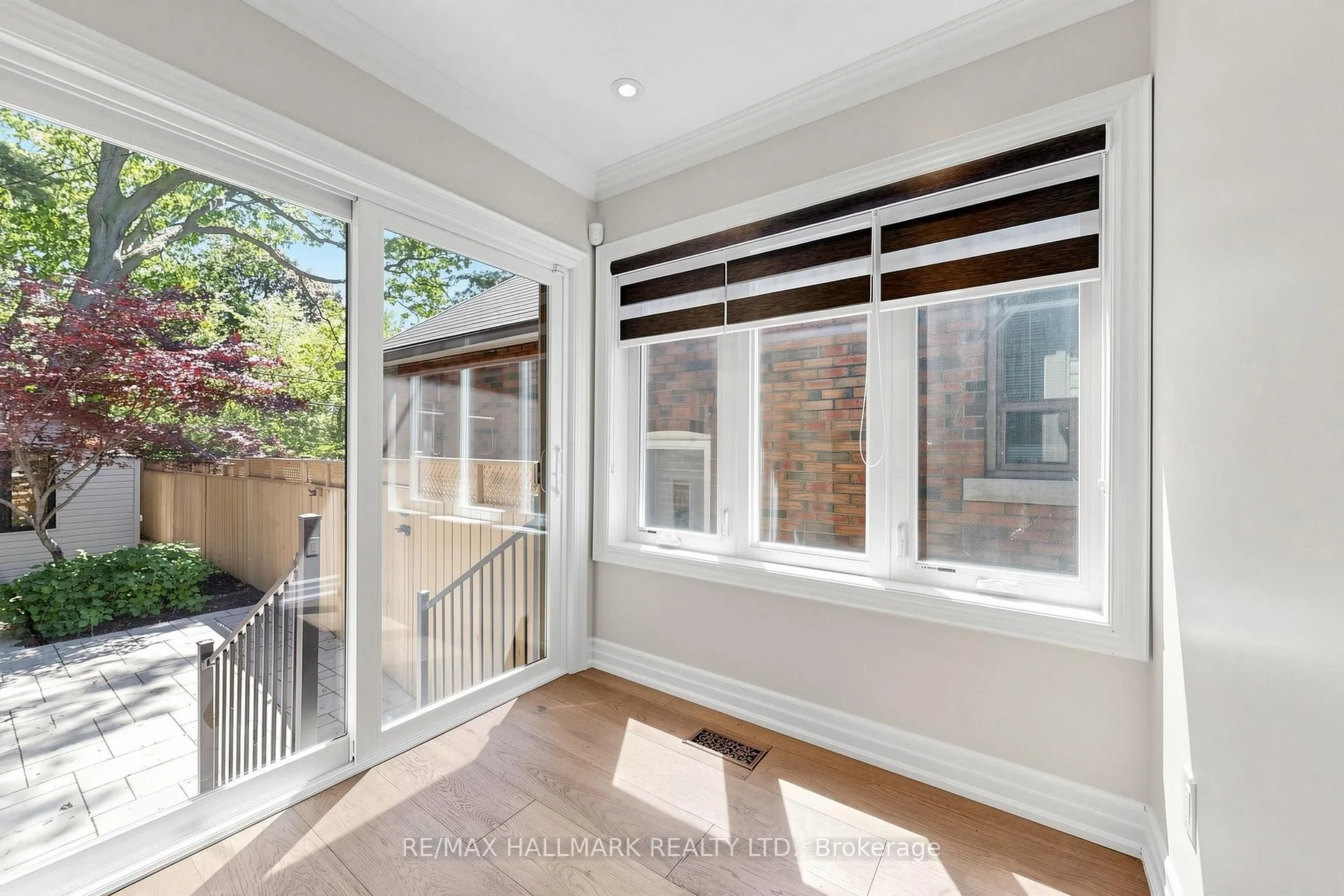 Photo 18 of 87 Fallingbrook Road, Scarborough, Birchcliffe-Cliffside — HOMEH