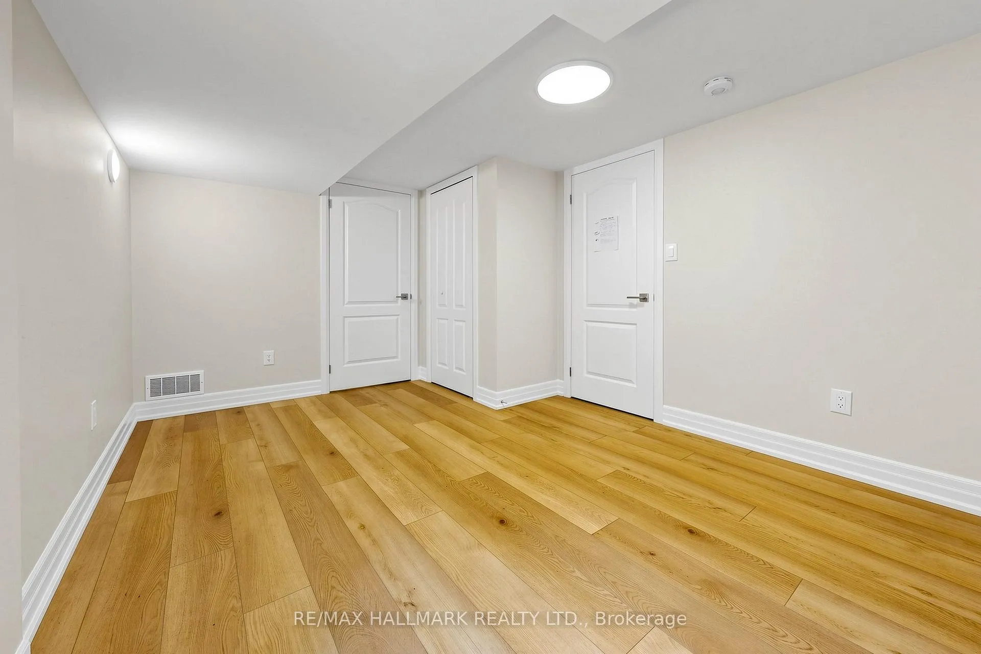 Photo 32 of 87 Fallingbrook Road, Scarborough, Birchcliffe-Cliffside — HOMEH