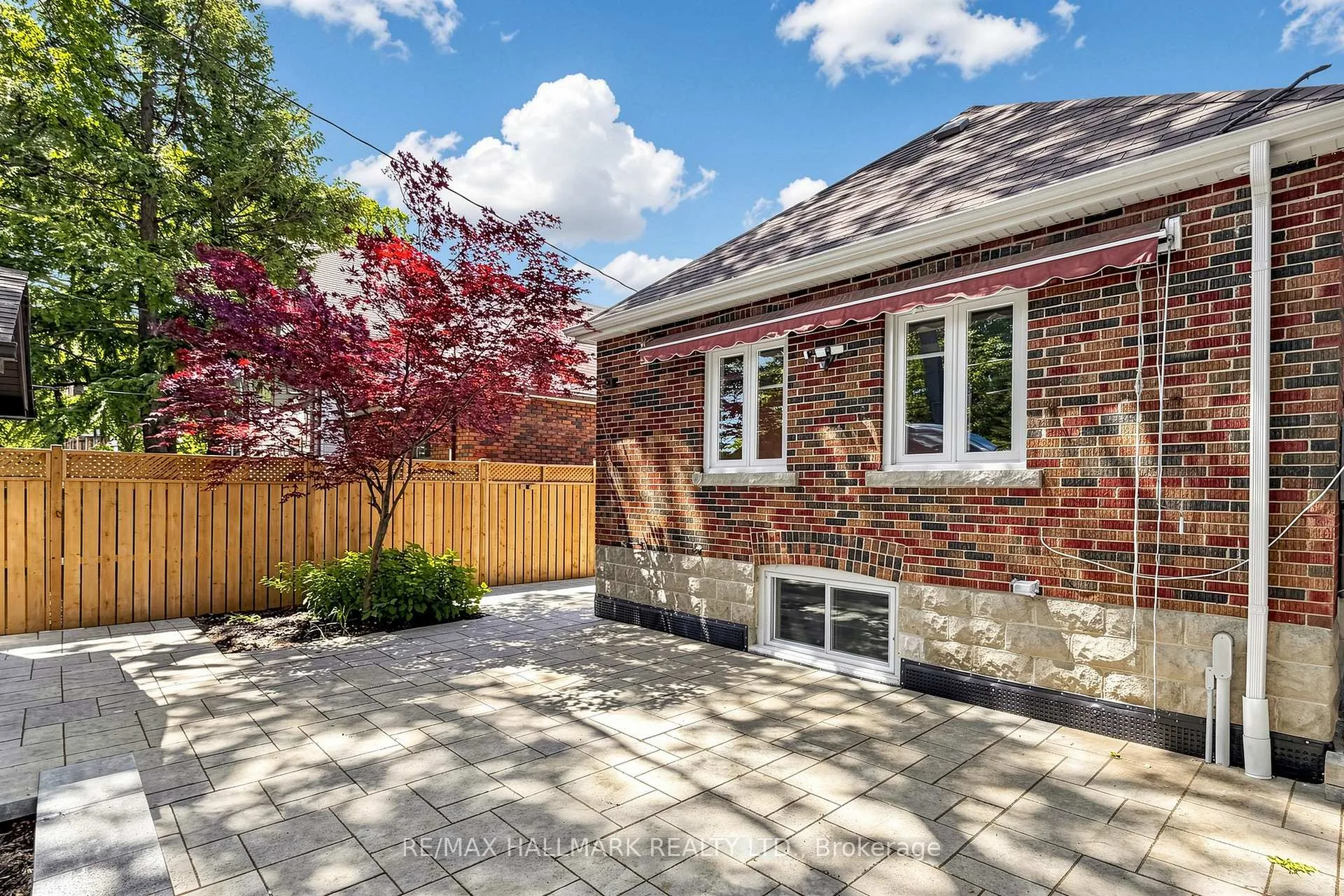 Photo 43 of 87 Fallingbrook Road, Scarborough, Birchcliffe-Cliffside — HOMEH