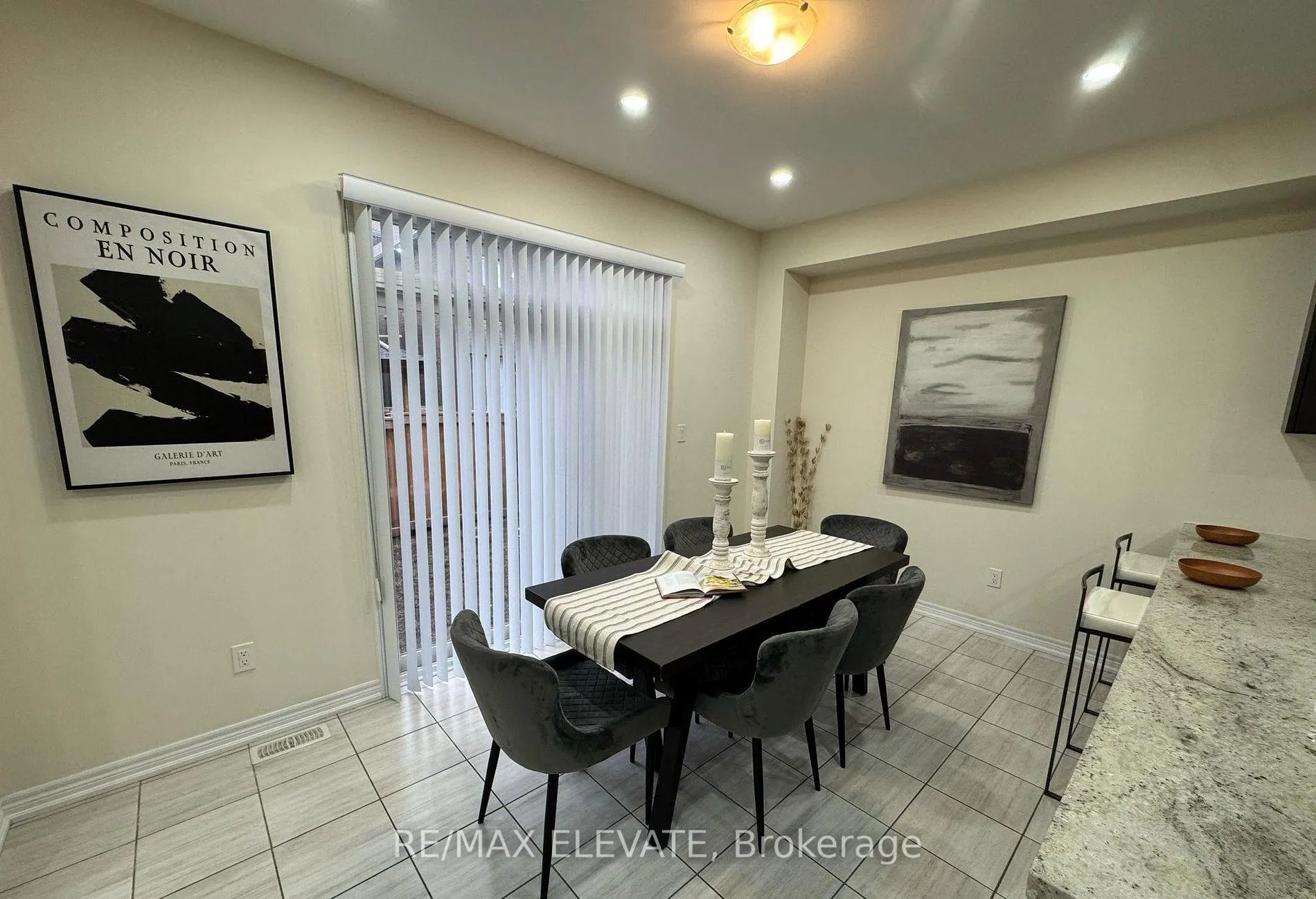 Photo 5 of 1187 Enchanted Crescent, Pickering, Rural Pickering — HOMEH