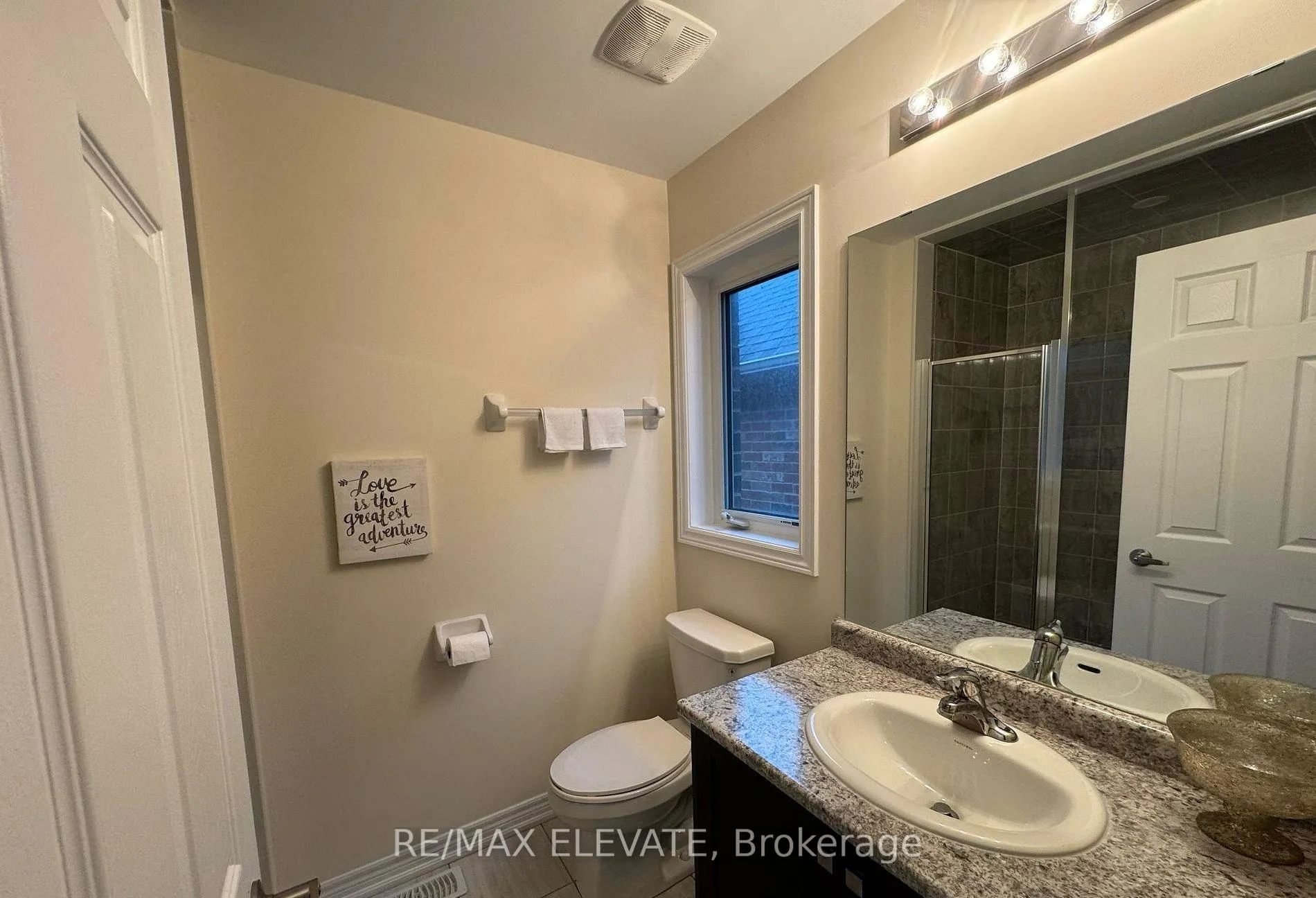 Photo 13 of 1187 Enchanted Crescent, Pickering, Rural Pickering — HOMEH