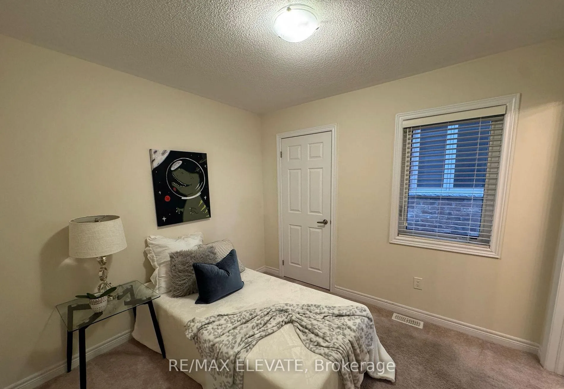 Photo 15 of 1187 Enchanted Crescent, Pickering, Rural Pickering — HOMEH