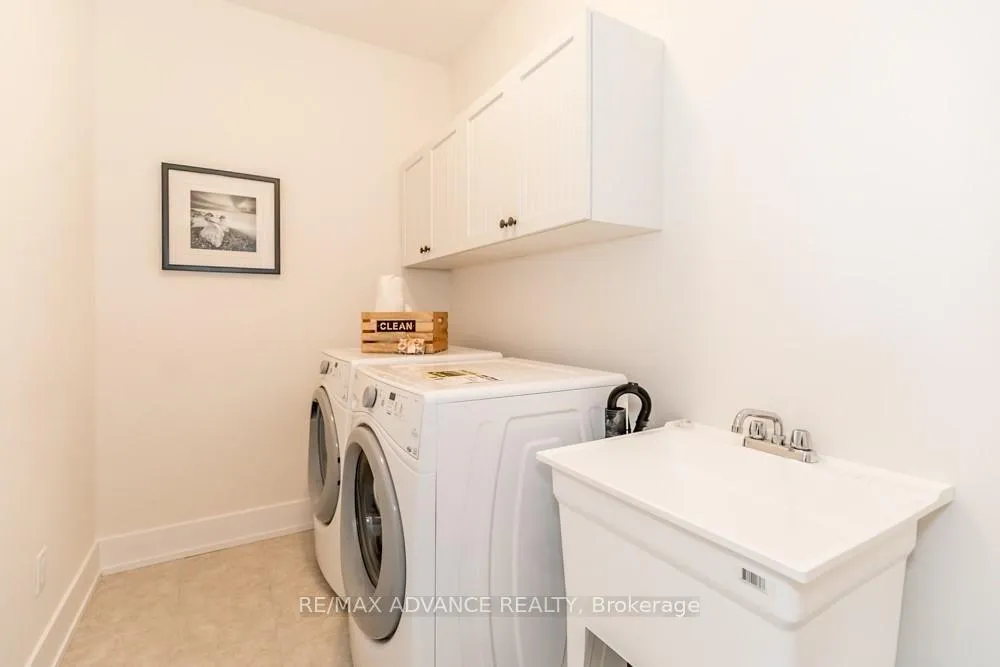 Photo 27 of 12 Cambray Road, Vaughan, Patterson — HOMEH