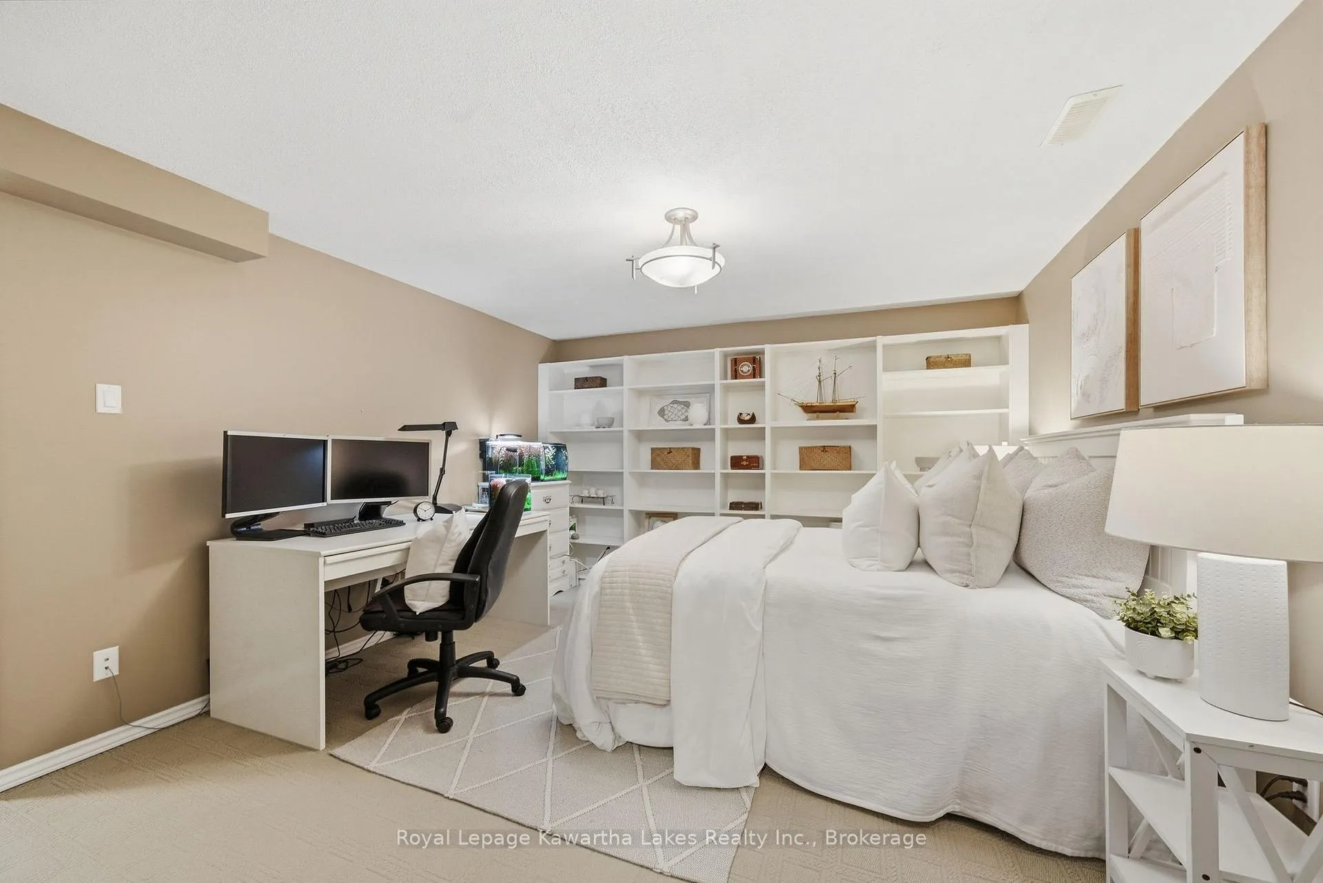 Photo 32 of 39 Cedartree Lane, Kawartha Lakes, Bobcaygeon — HOMEH