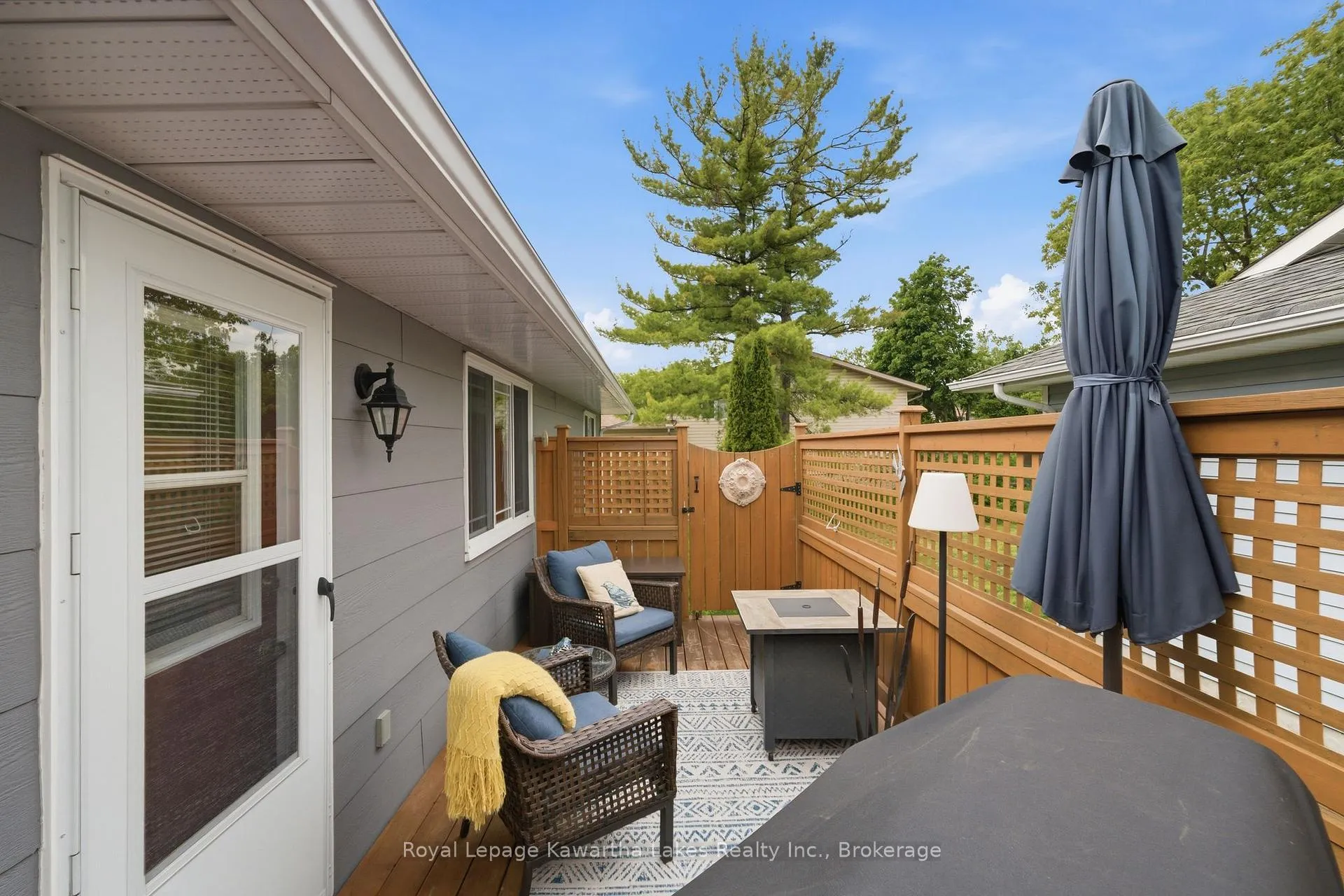 Photo 38 of 39 Cedartree Lane, Kawartha Lakes, Bobcaygeon — HOMEH