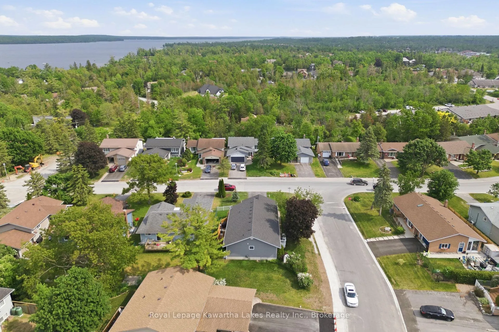 Photo 48 of 39 Cedartree Lane, Kawartha Lakes, Bobcaygeon — HOMEH