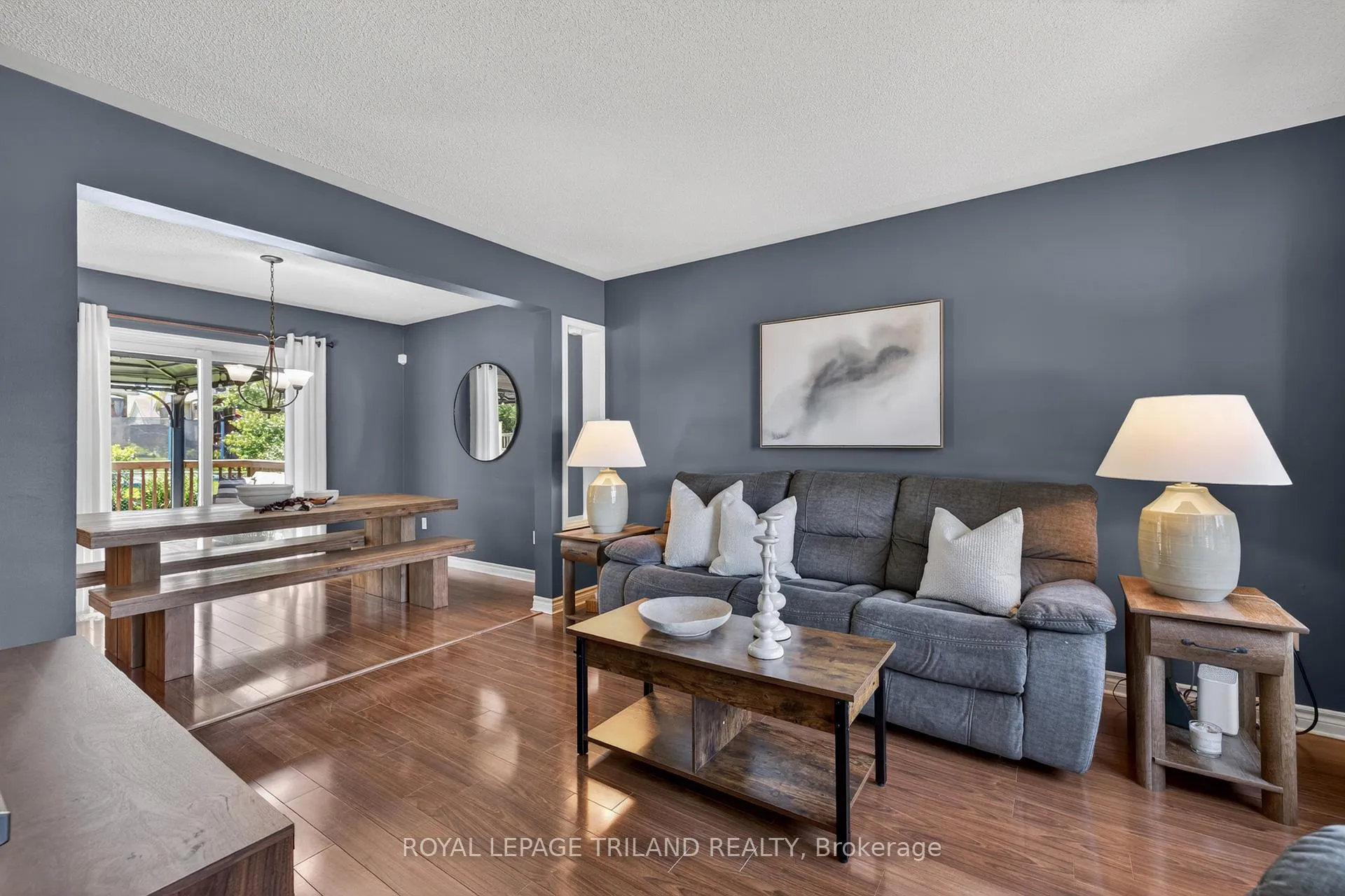 Photo 9 of 39 Hitch Crescent, St. Thomas — HOMEH
