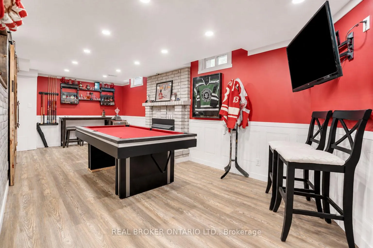 Photo 29 of 104 Moon Drive, Barrie, Ardagh — HOMEH