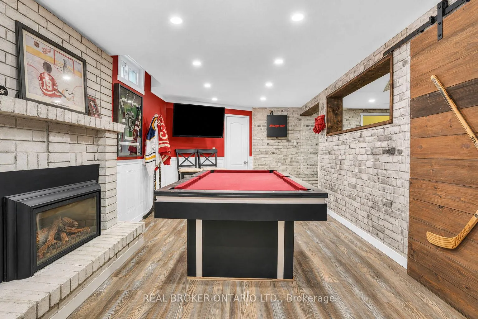 Photo 30 of 104 Moon Drive, Barrie, Ardagh — HOMEH
