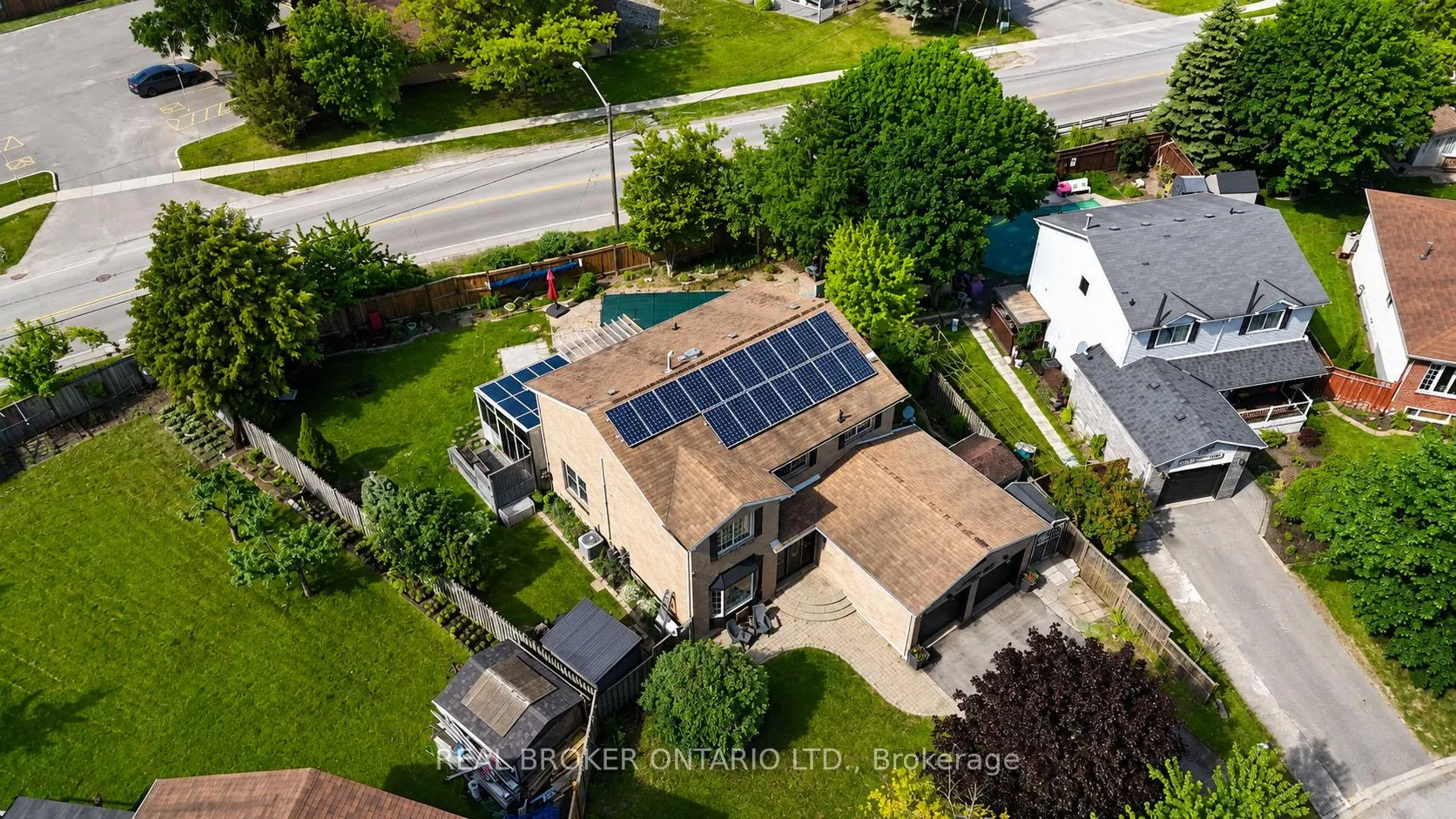 Photo 40 of 104 Moon Drive, Barrie, Ardagh — HOMEH