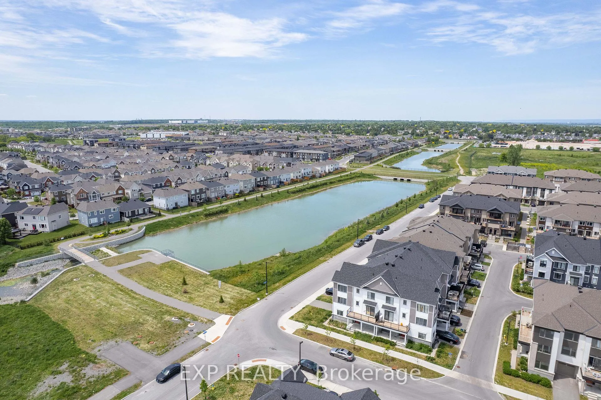 Photo 35 of 51 Robusta Lane, Ottawa, Barrhaven - Heritage Park — HOMEH