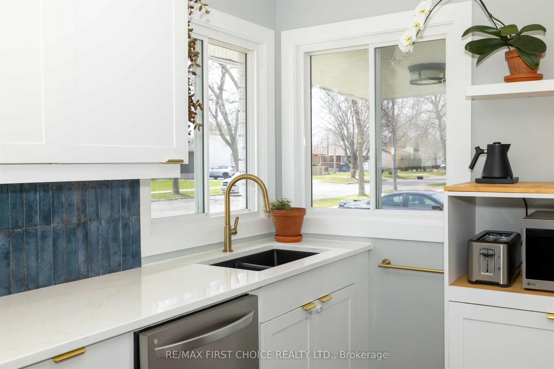 Photo 13 of 120 Robinson Drive, Thunder Bay, Grandview — HOMEH