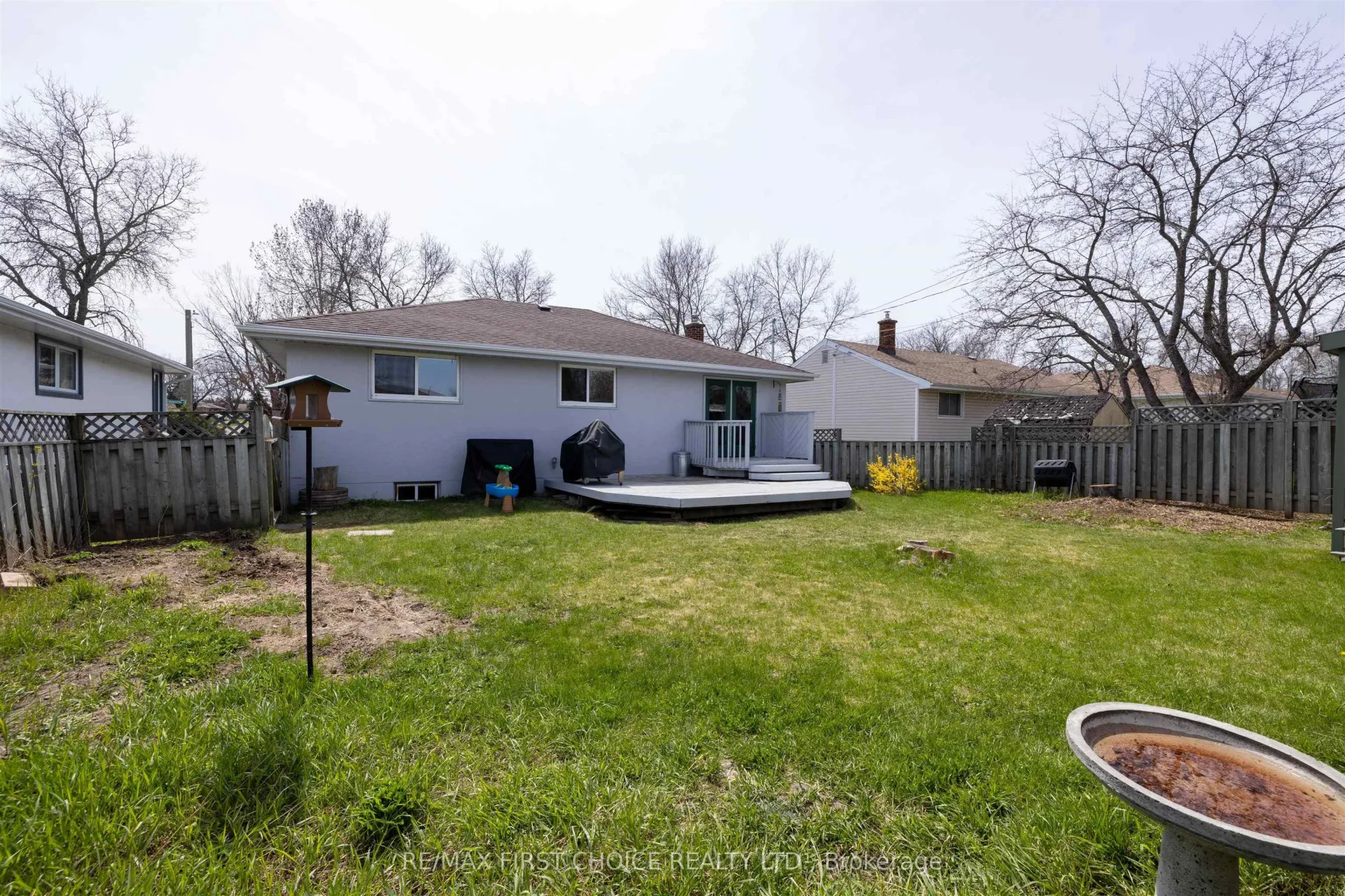 Photo 36 of 120 Robinson Drive, Thunder Bay, Grandview — HOMEH