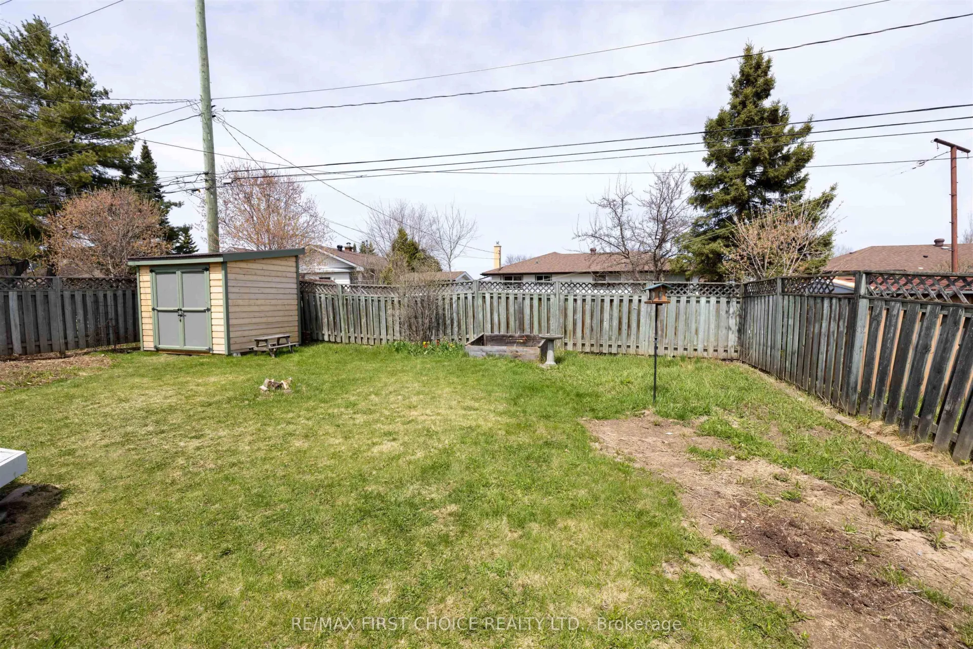 Photo 39 of 120 Robinson Drive, Thunder Bay, Grandview — HOMEH