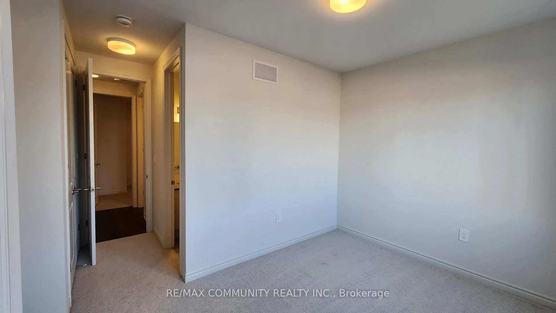 Photo 12 of Unit A, 58 Donald Cameron Crescent, Clarington, Courtice — HOMEH
