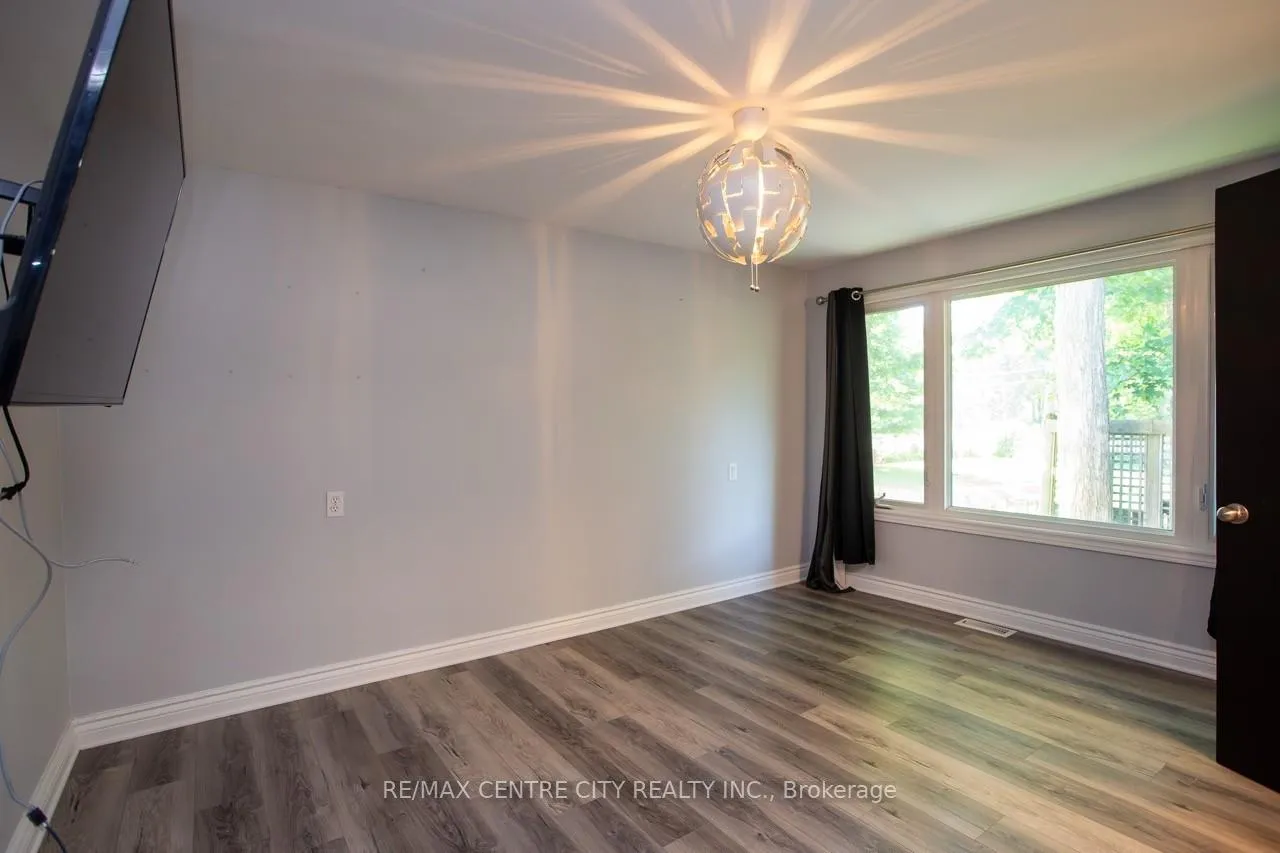 Photo 16 of 6 Prince Albert Street, Middlesex Centre, Delaware Town — HOMEH