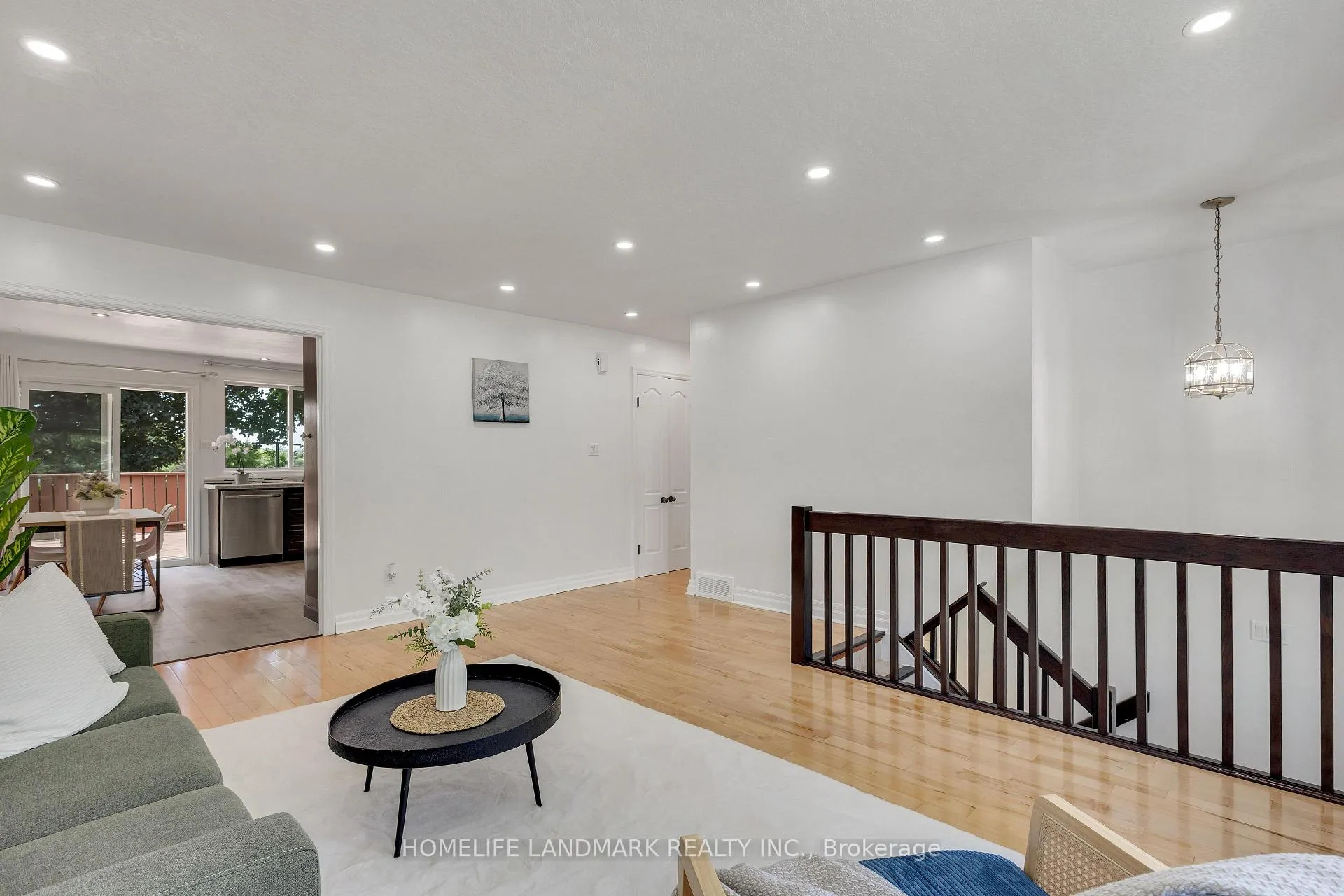 Photo 8 of 72 Pinemeadow Crescent, Waterloo, Westvale — HOMEH