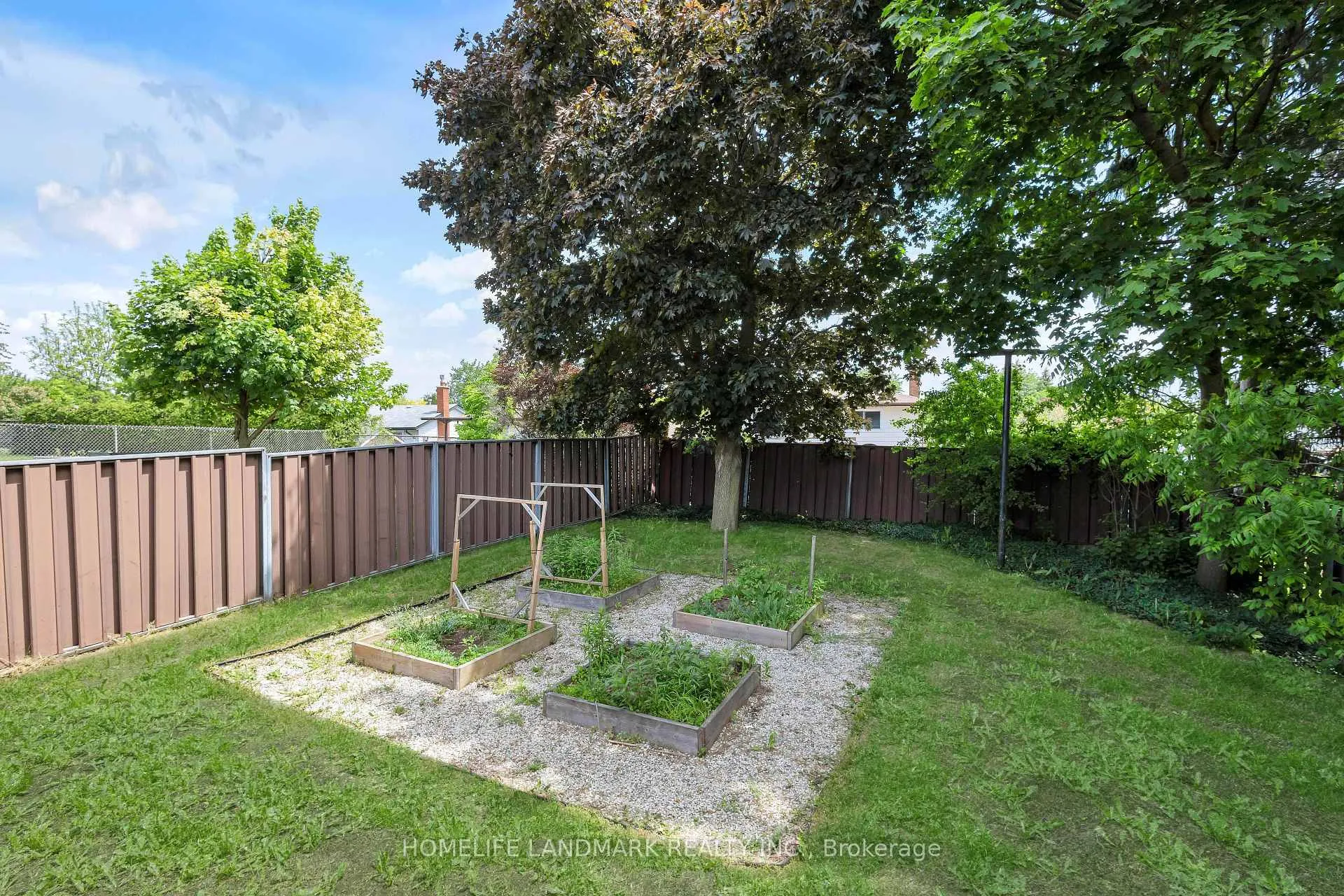 Photo 25 of 72 Pinemeadow Crescent, Waterloo, Westvale — HOMEH