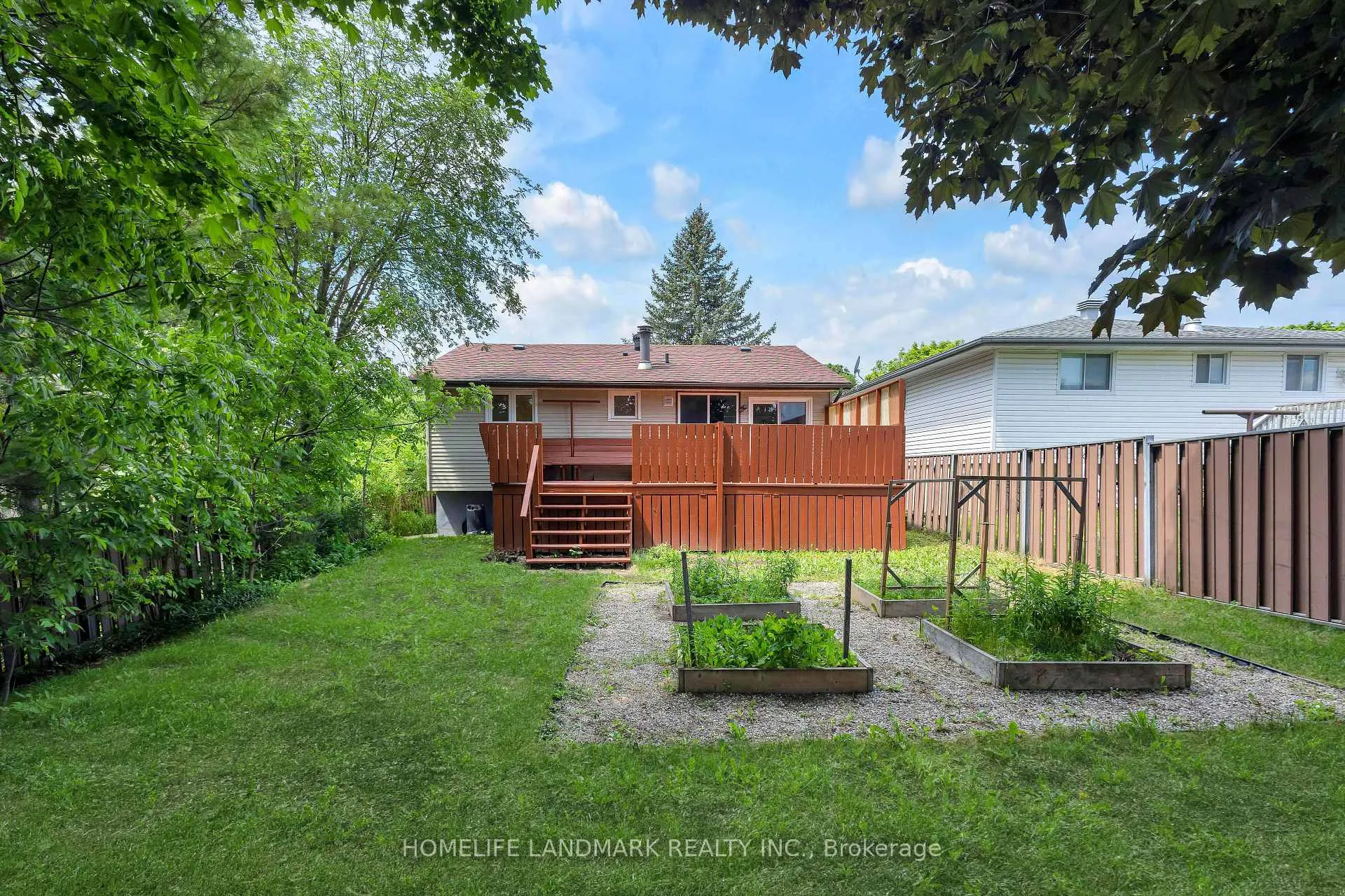 Photo 26 of 72 Pinemeadow Crescent, Waterloo, Westvale — HOMEH