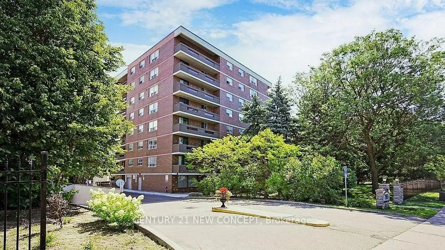 Photo 1 of Unit 101, 7451 Yonge Street, Markham, Thornhill — HOMEH