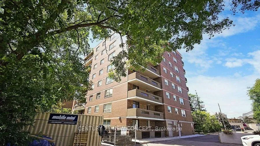 Photo 2 of Unit 101, 7451 Yonge Street, Markham, Thornhill — HOMEH