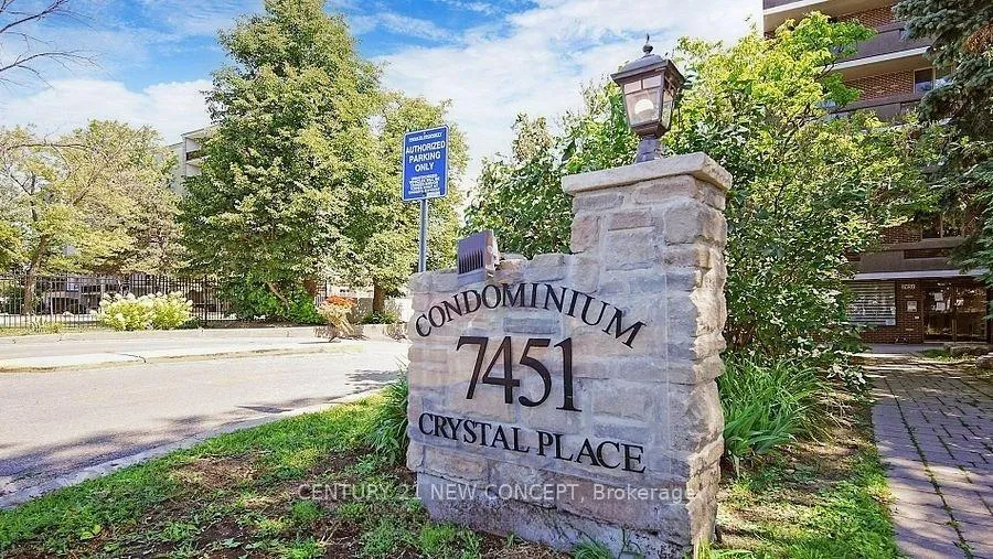 Photo 5 of Unit 101, 7451 Yonge Street, Markham, Thornhill — HOMEH