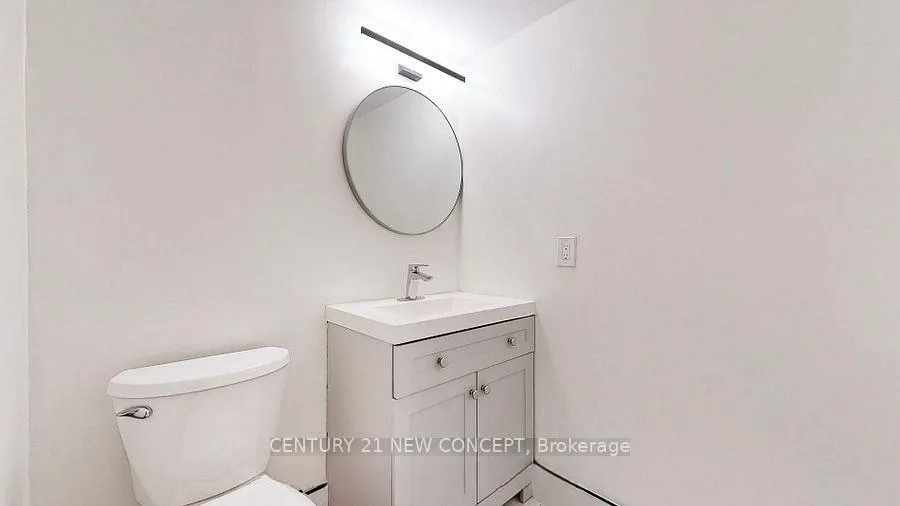 Photo 32 of Unit 101, 7451 Yonge Street, Markham, Thornhill — HOMEH