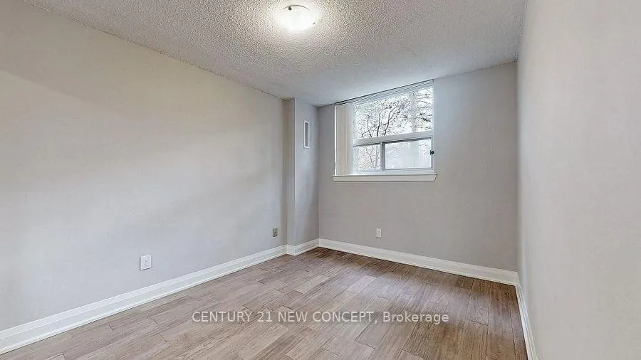 Photo 35 of Unit 101, 7451 Yonge Street, Markham, Thornhill — HOMEH