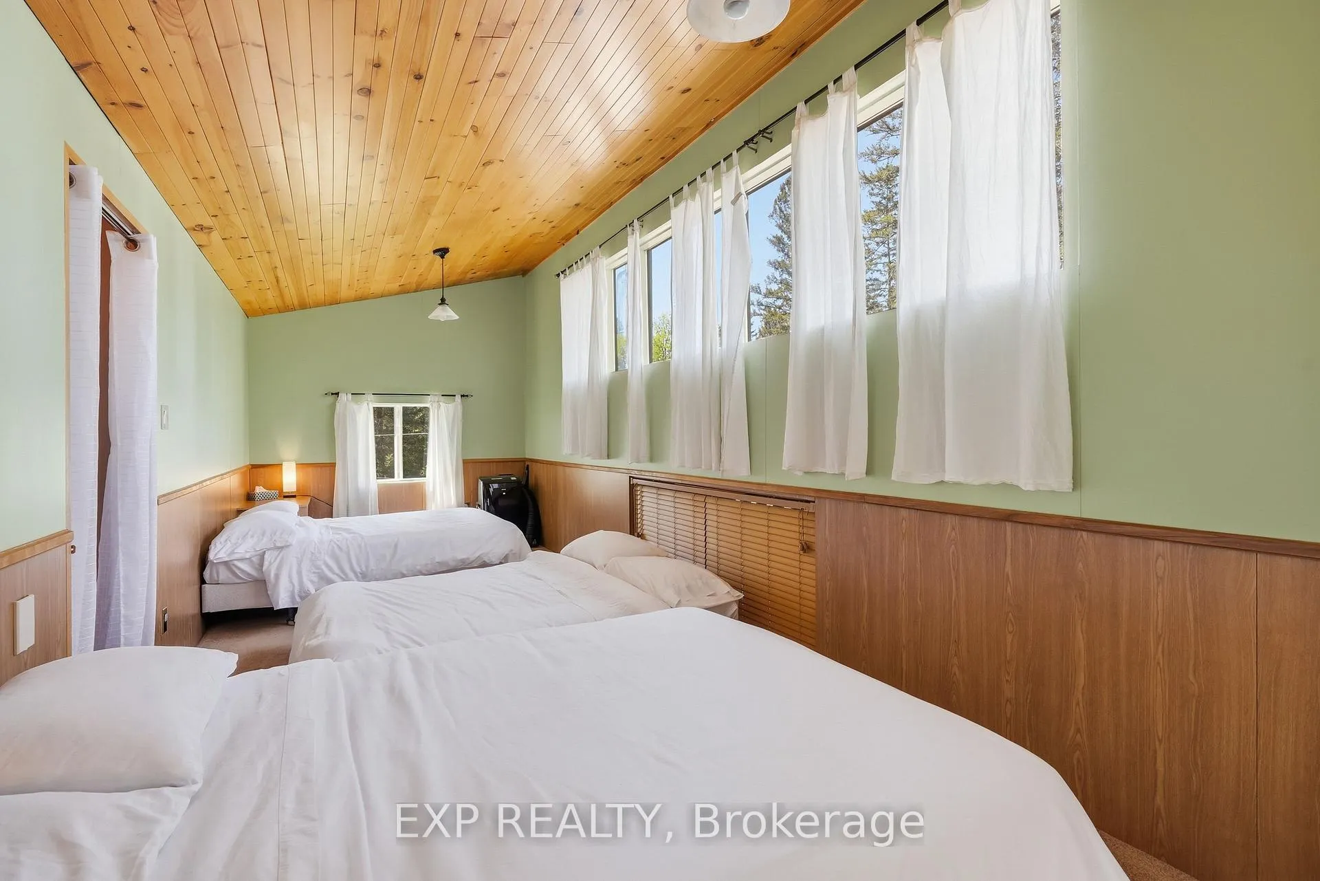 Photo 24 of 3758 Highway 518 E, Kearney, Proudfoot — HOMEH