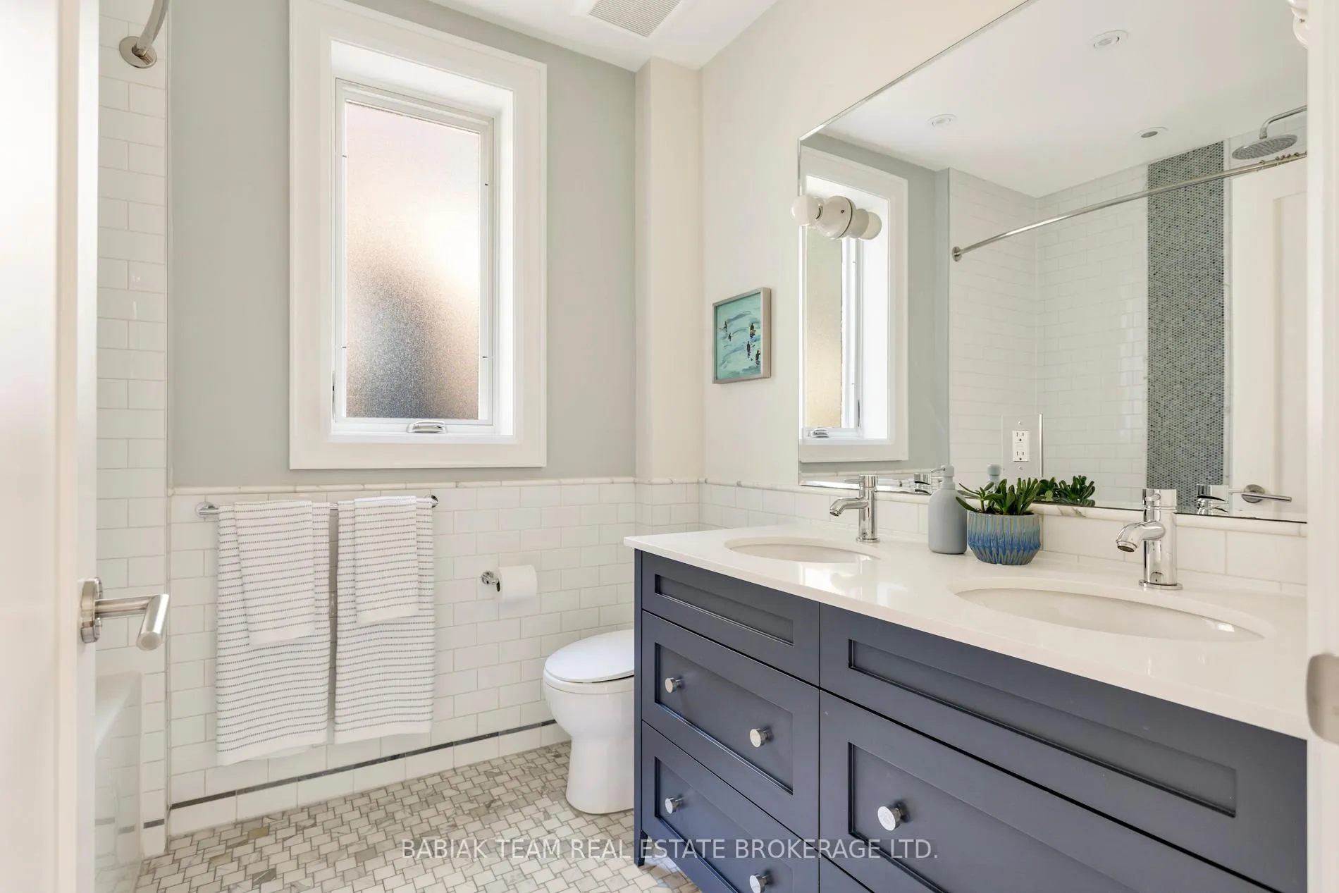 Photo 30 of 311 Armadale Avenue, Toronto, Runnymede-Bloor West Village — HOMEH