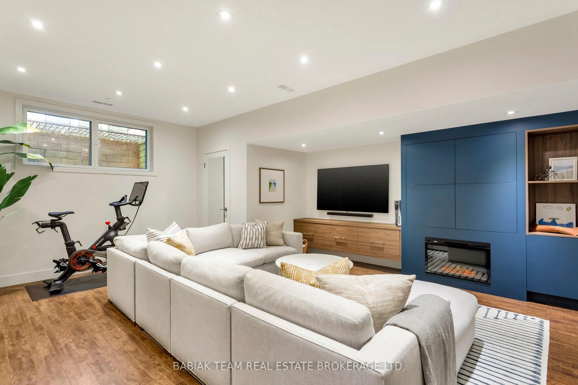 Photo 39 of 311 Armadale Avenue, Toronto, Runnymede-Bloor West Village — HOMEH