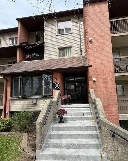 Photo 2 of Unit 111, 30 Hickory Street, Waterloo, Beechwood/University — HOMEH