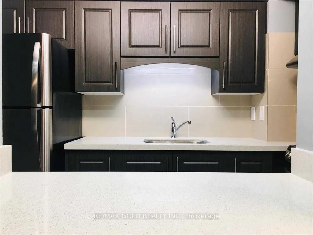Photo 6 of Unit 111, 30 Hickory Street, Waterloo, Beechwood/University — HOMEH