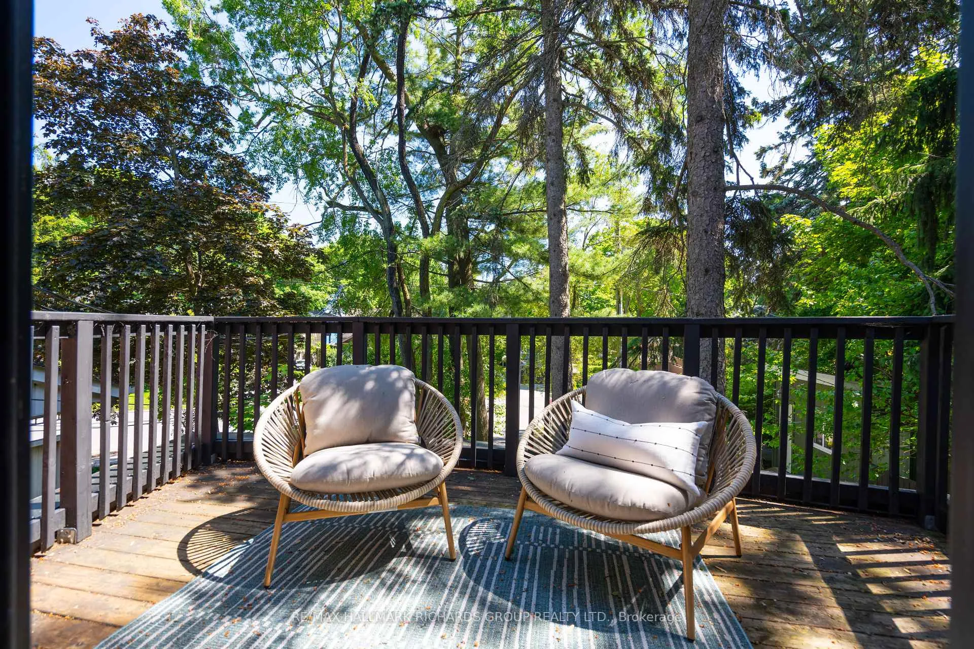 Photo 17 of 10 Springbank Avenue, Scarborough, Birchcliffe-Cliffside — HOMEH