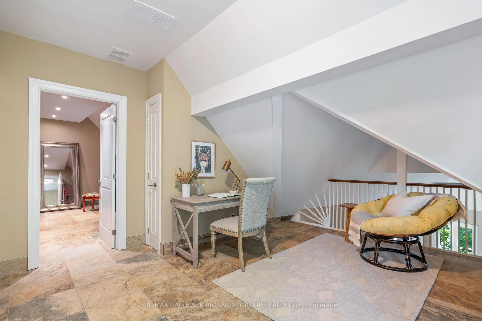 Photo 21 of 10 Springbank Avenue, Scarborough, Birchcliffe-Cliffside — HOMEH