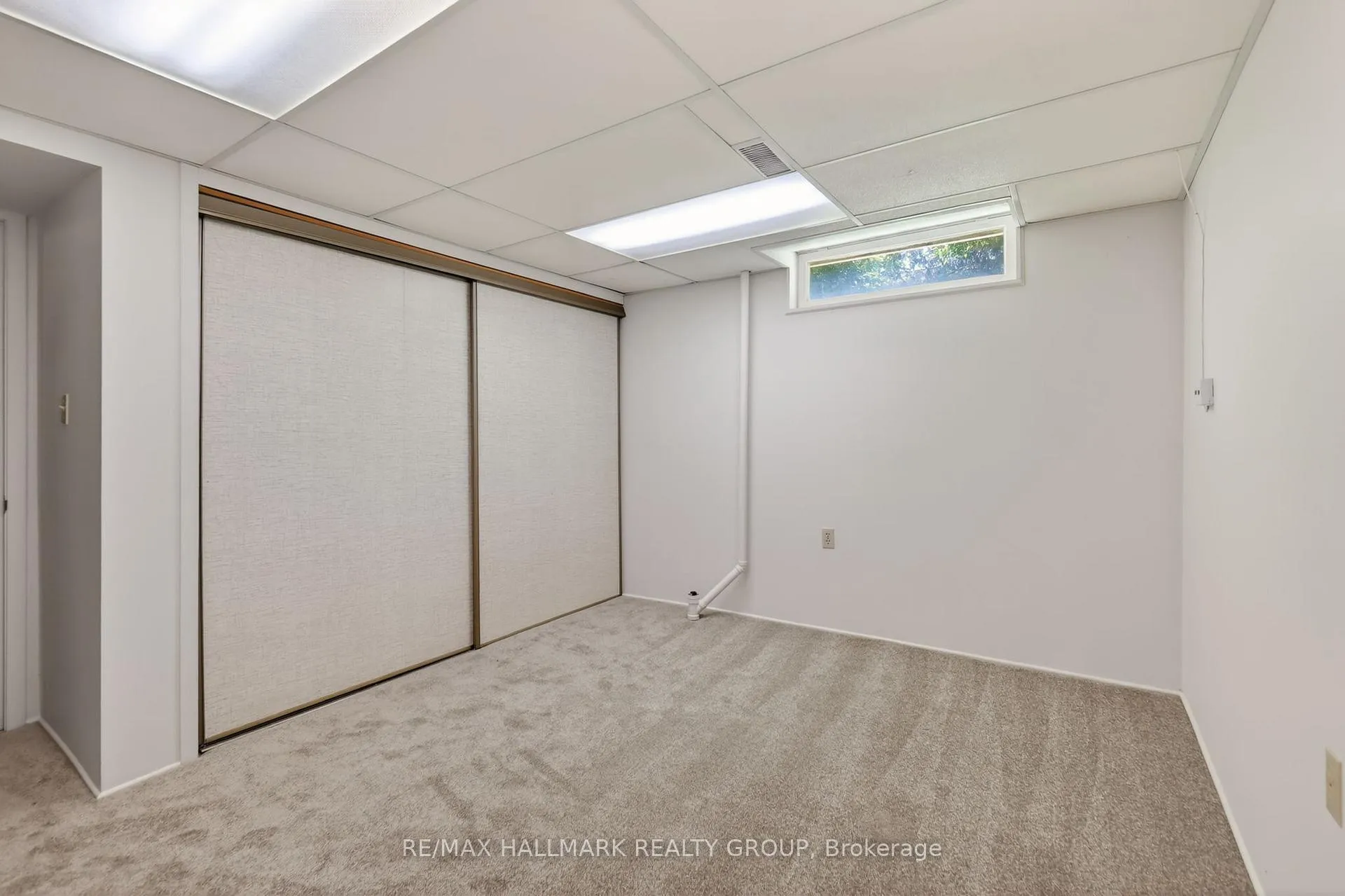 Photo 41 of 1426 Progress Place, Ottawa, Pineview — HOMEH
