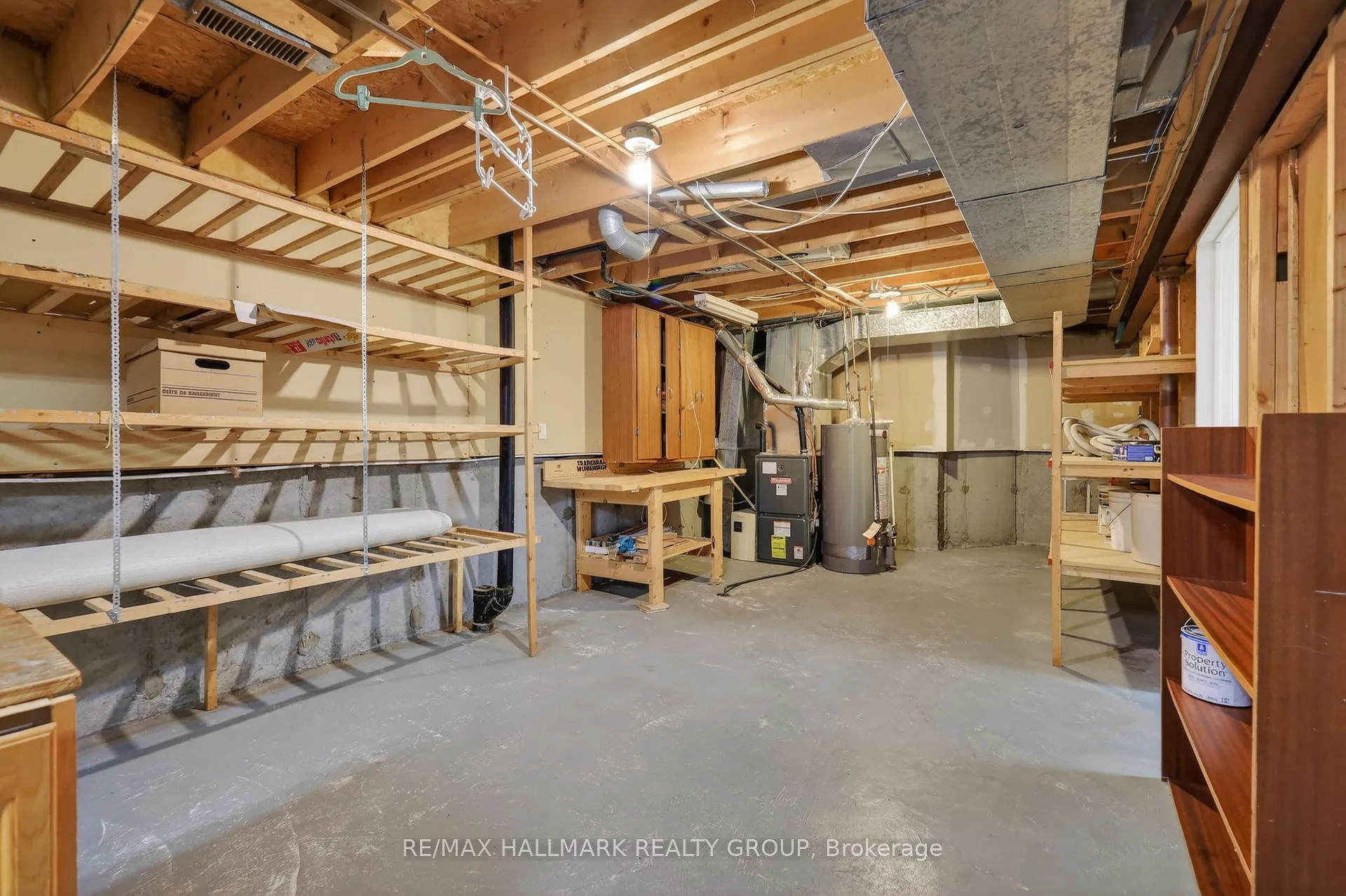 Photo 42 of 1426 Progress Place, Ottawa, Pineview — HOMEH