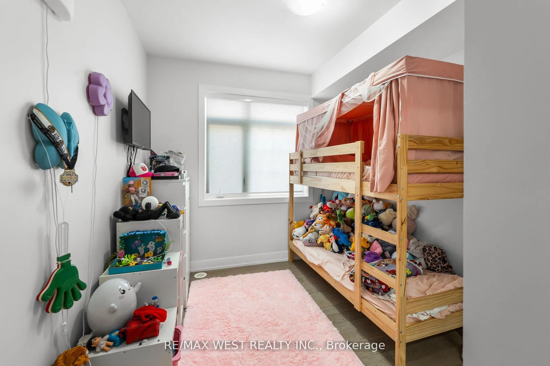 Photo 11 of 1062 Douglas McCurdy Common, Mississauga, Lakeview — HOMEH