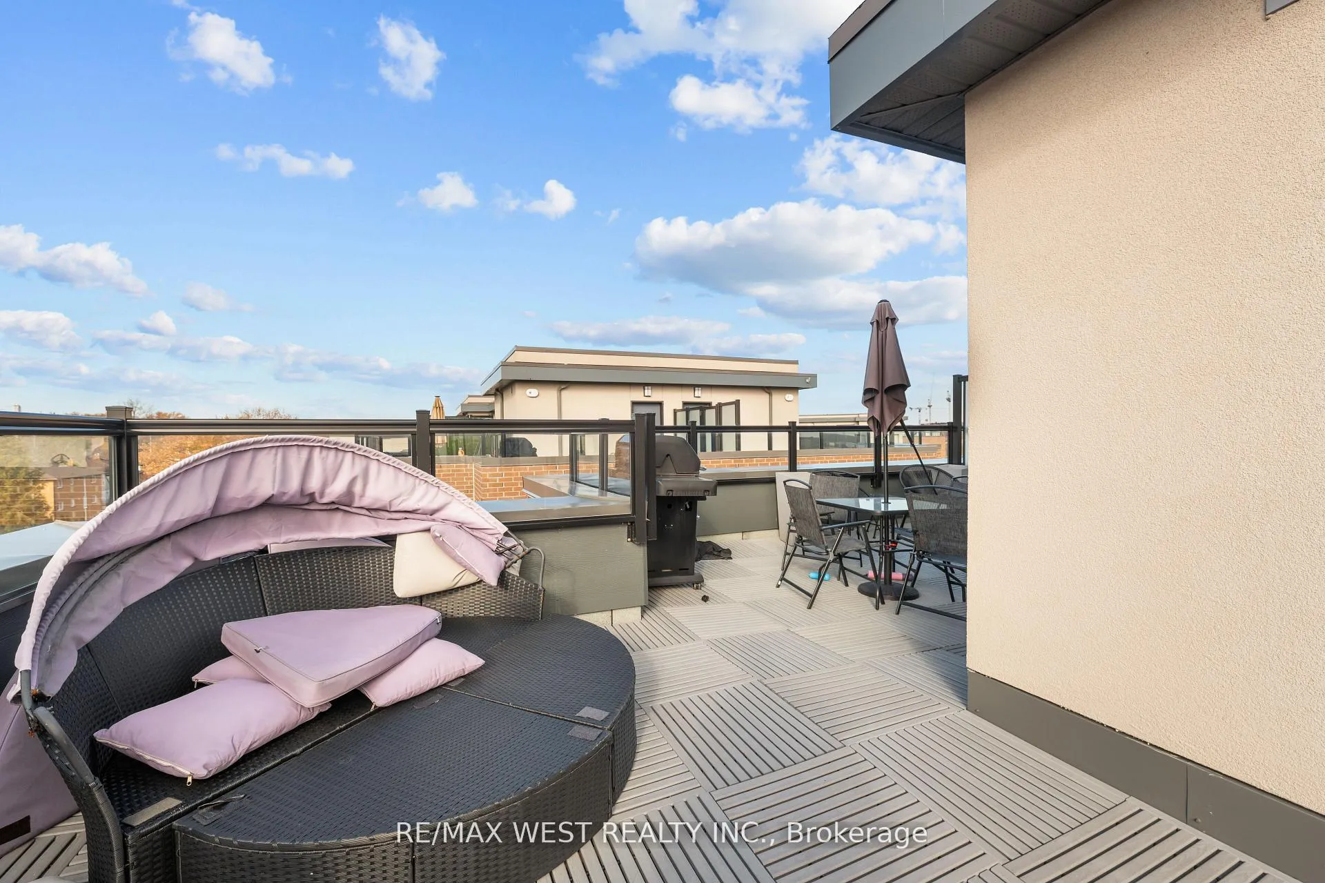 Photo 26 of 1062 Douglas McCurdy Common, Mississauga, Lakeview — HOMEH