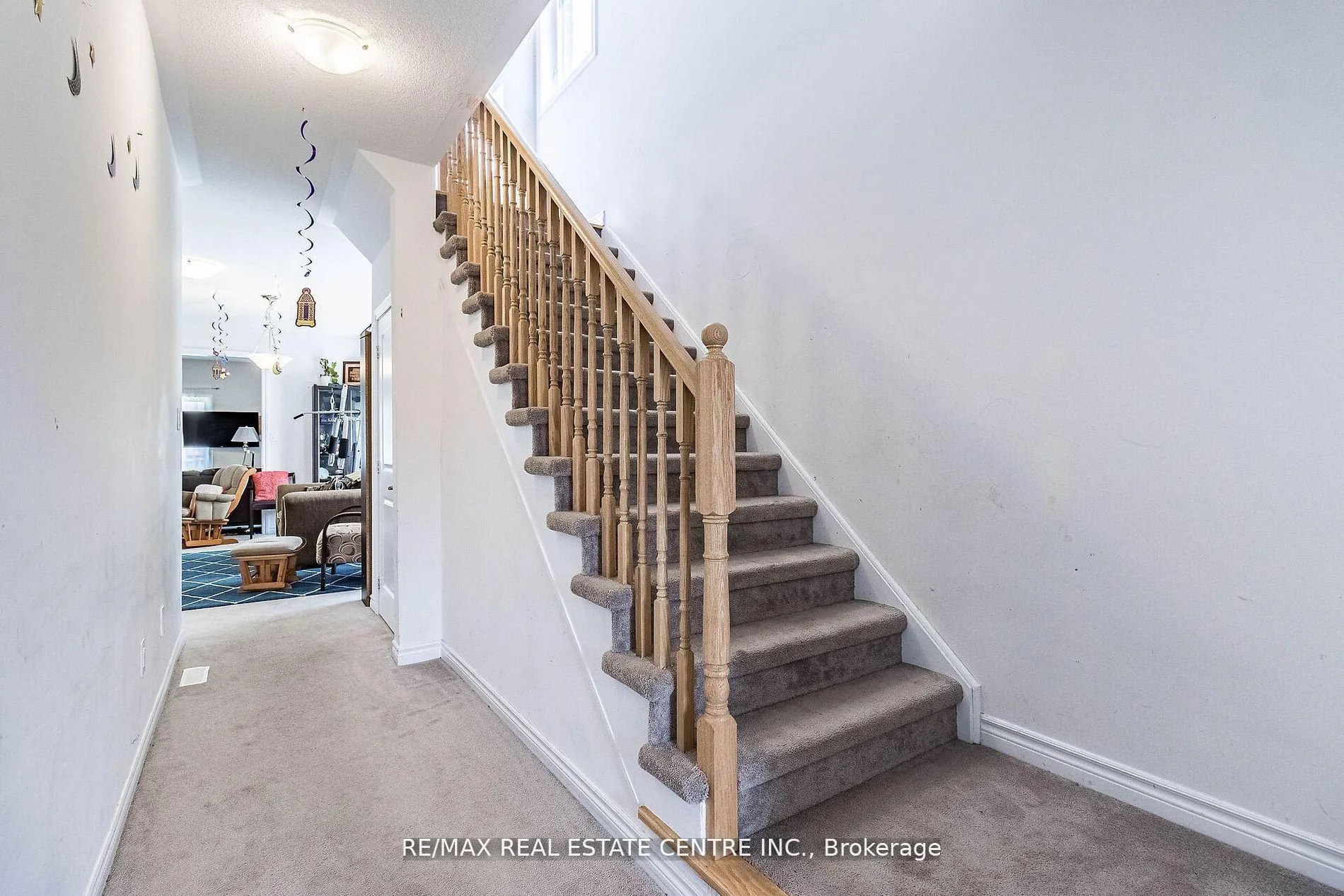 Photo 13 of 206 Werry Avenue, Southgate — HOMEH