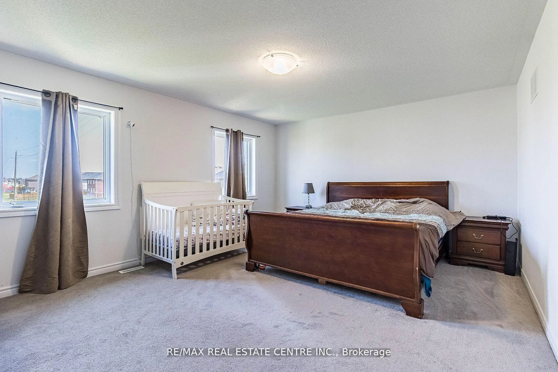 Photo 16 of 206 Werry Avenue, Southgate — HOMEH