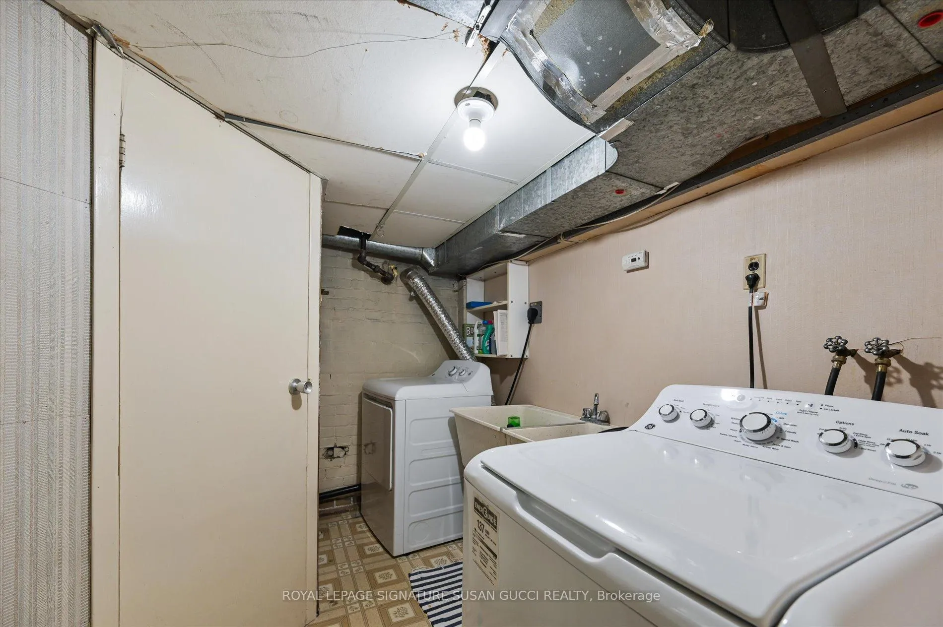 Photo 24 of 90 Glebeholme Boulevard, Toronto, Danforth — HOMEH