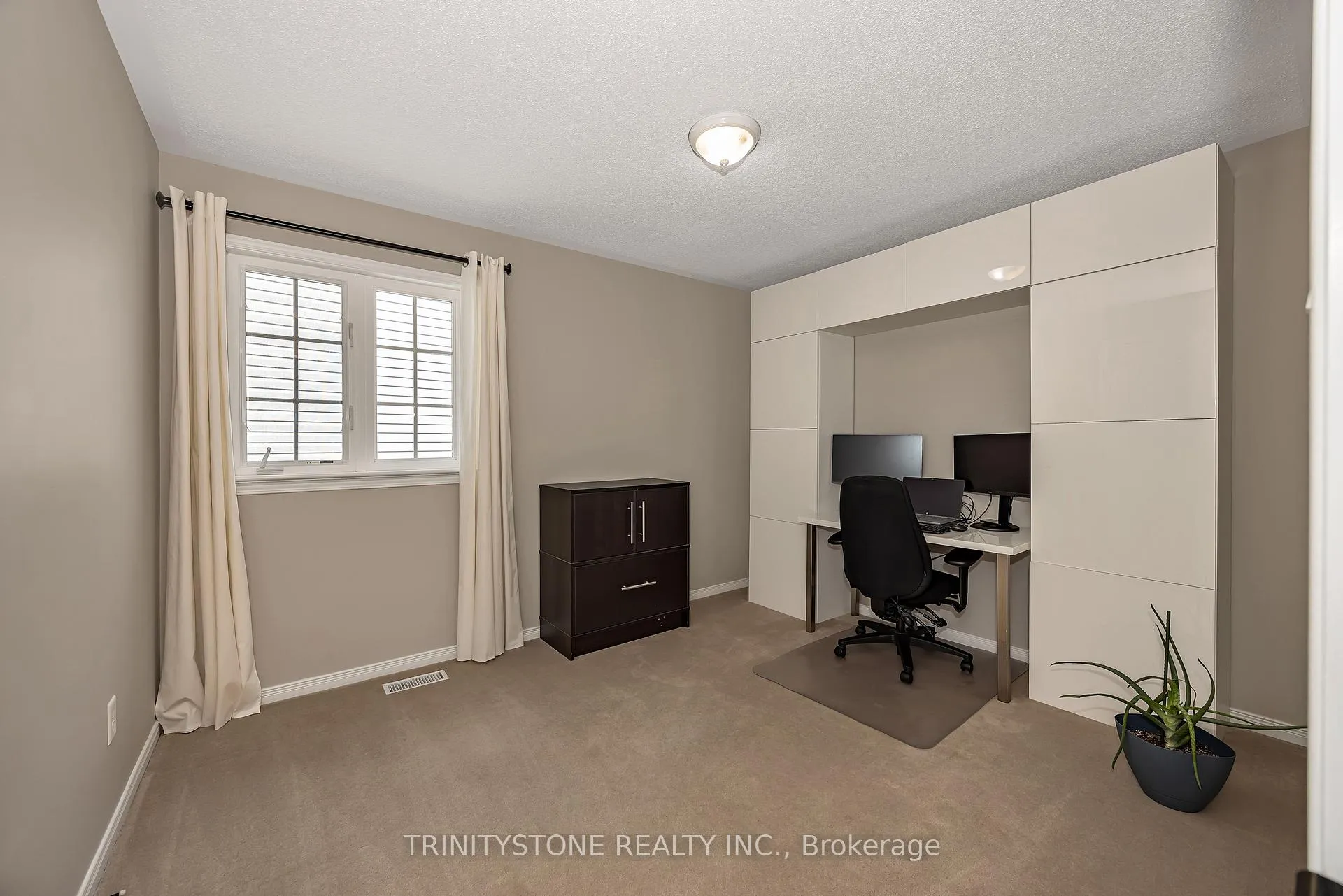 Photo 33 of 502 Dalewood Crescent, Ottawa, Stittsville (South) — HOMEH