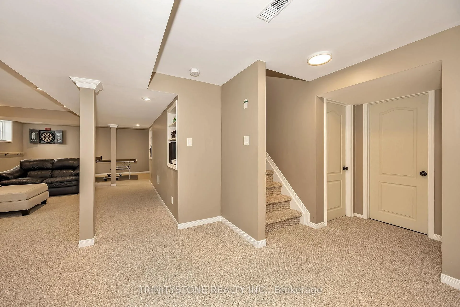 Photo 35 of 502 Dalewood Crescent, Ottawa, Stittsville (South) — HOMEH