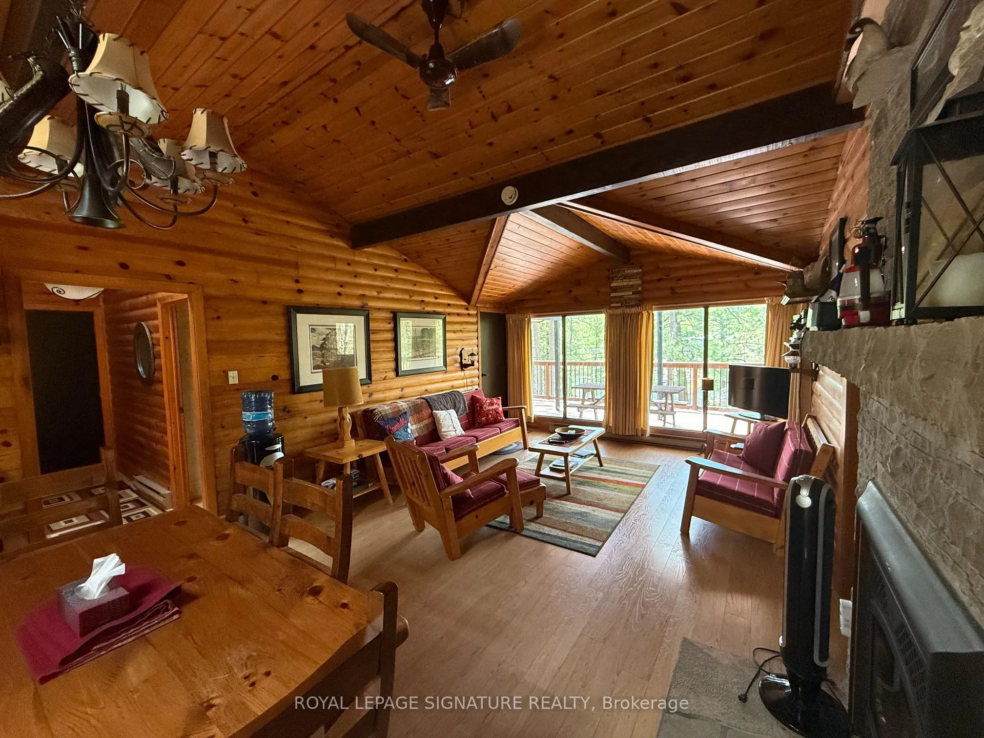 Photo of 1743 North Muldrew Lake Road