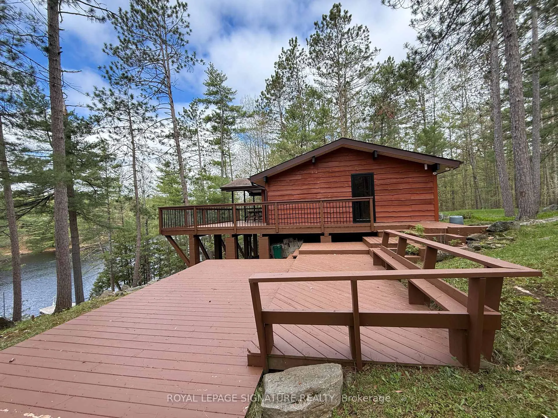 Photo 17 of 1743 North Muldrew Lake Road, Gravenhurst, Wood (Gravenhurst) — HOMEH