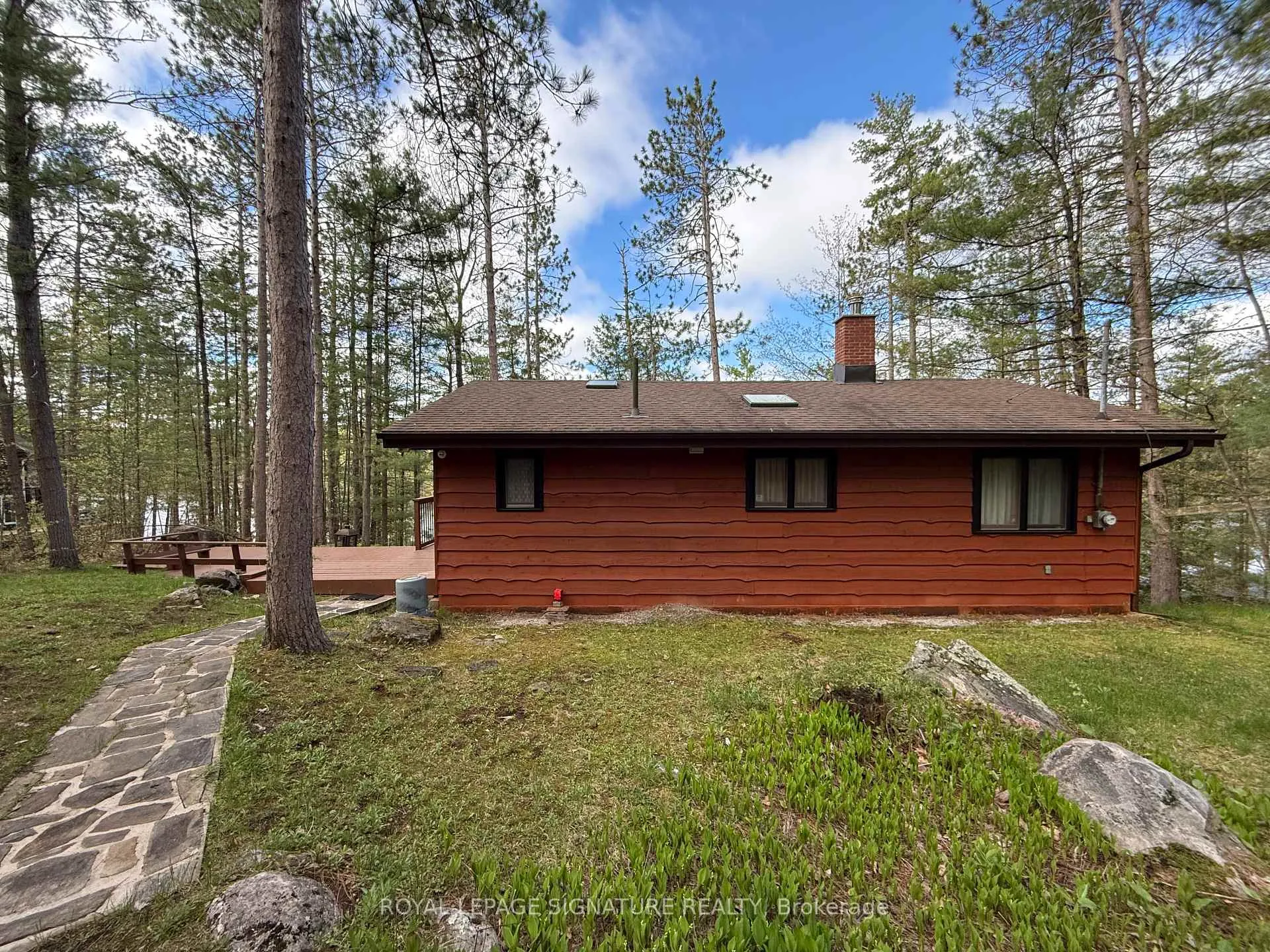 Photo 18 of 1743 North Muldrew Lake Road, Gravenhurst, Wood (Gravenhurst) — HOMEH