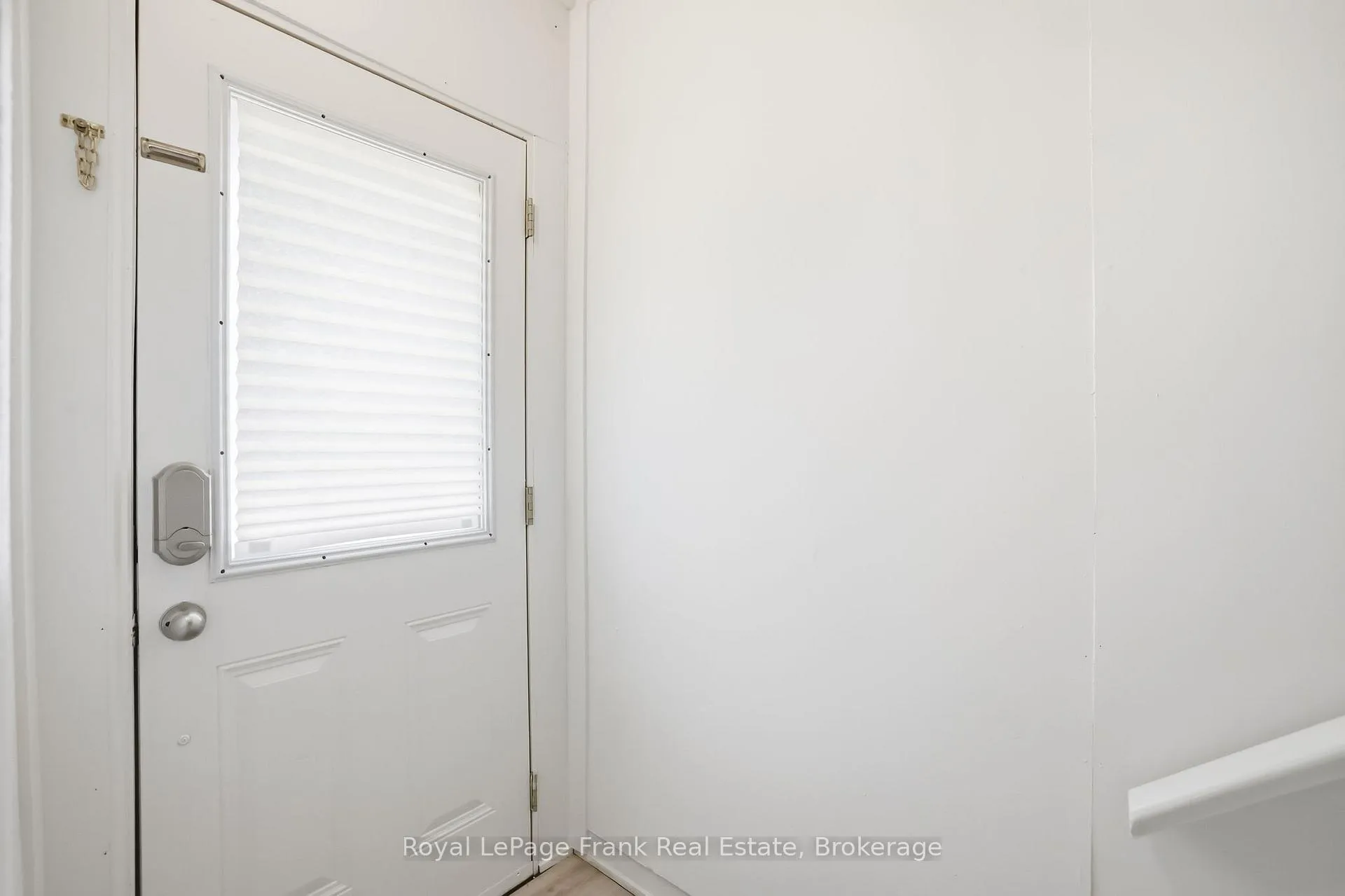 Photo 9 of 36 & 38 Bruce Street, Oshawa, Central — HOMEH